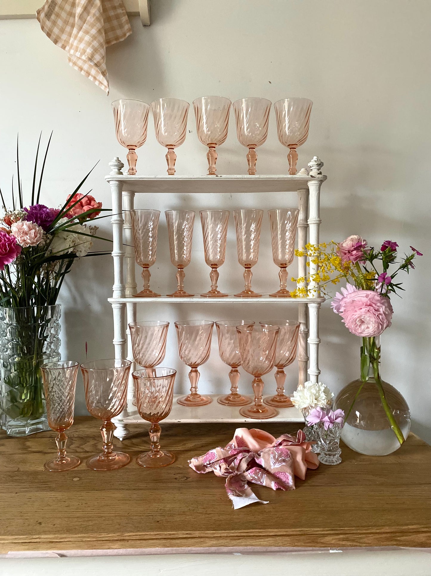 Service de 18 verres en rosaline