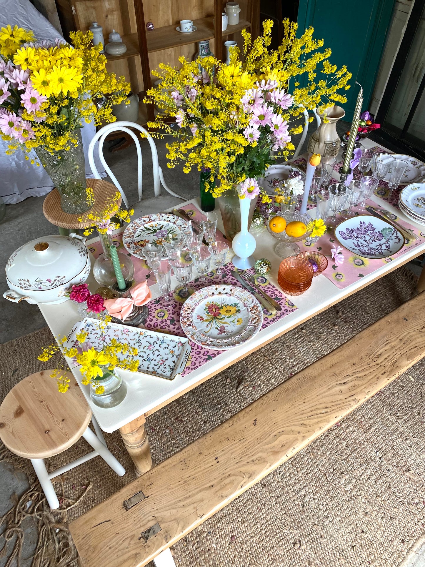 Assortiment de 8 assiettes dépareillées