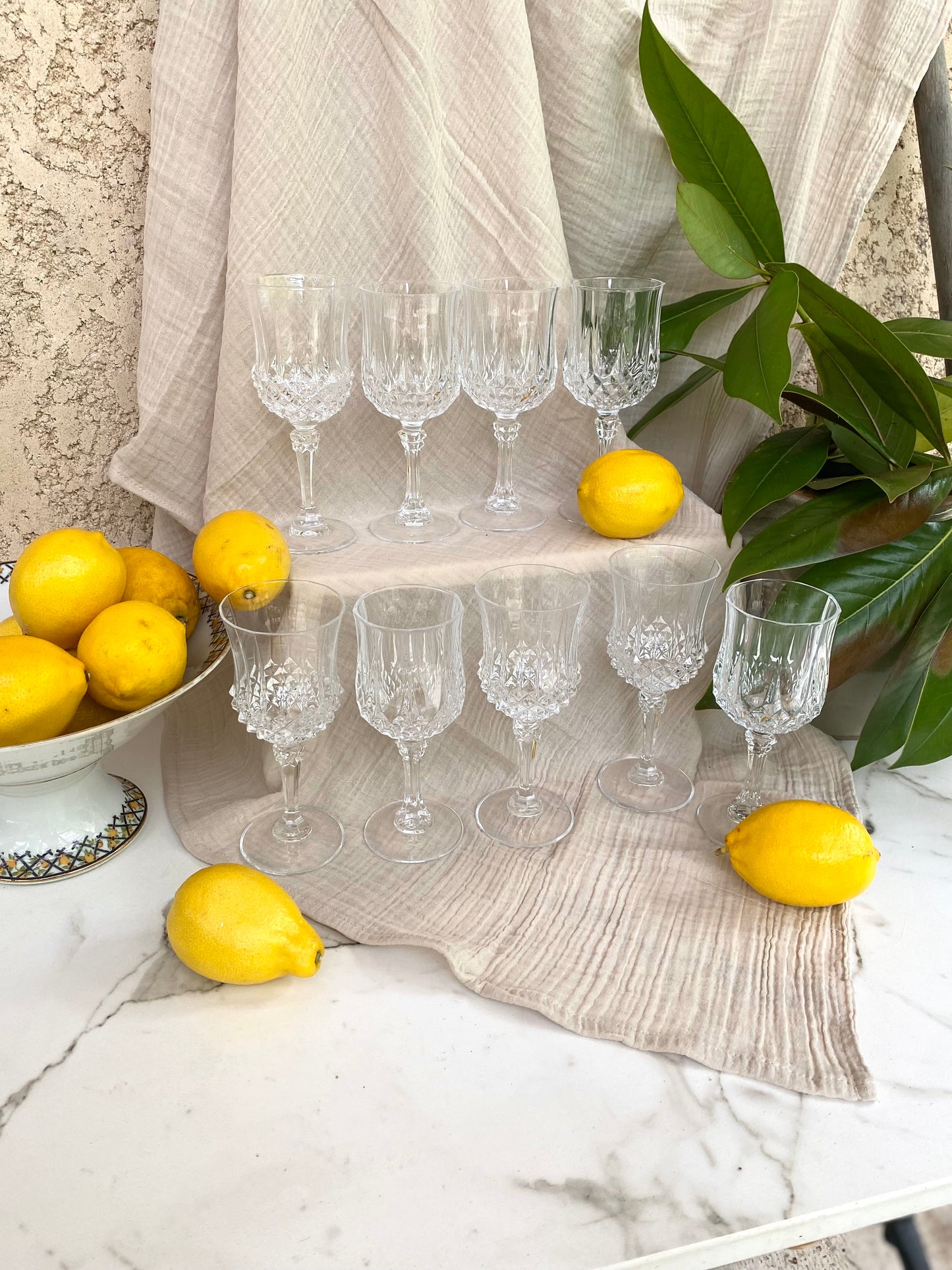 Service de verres à pied dépareillés