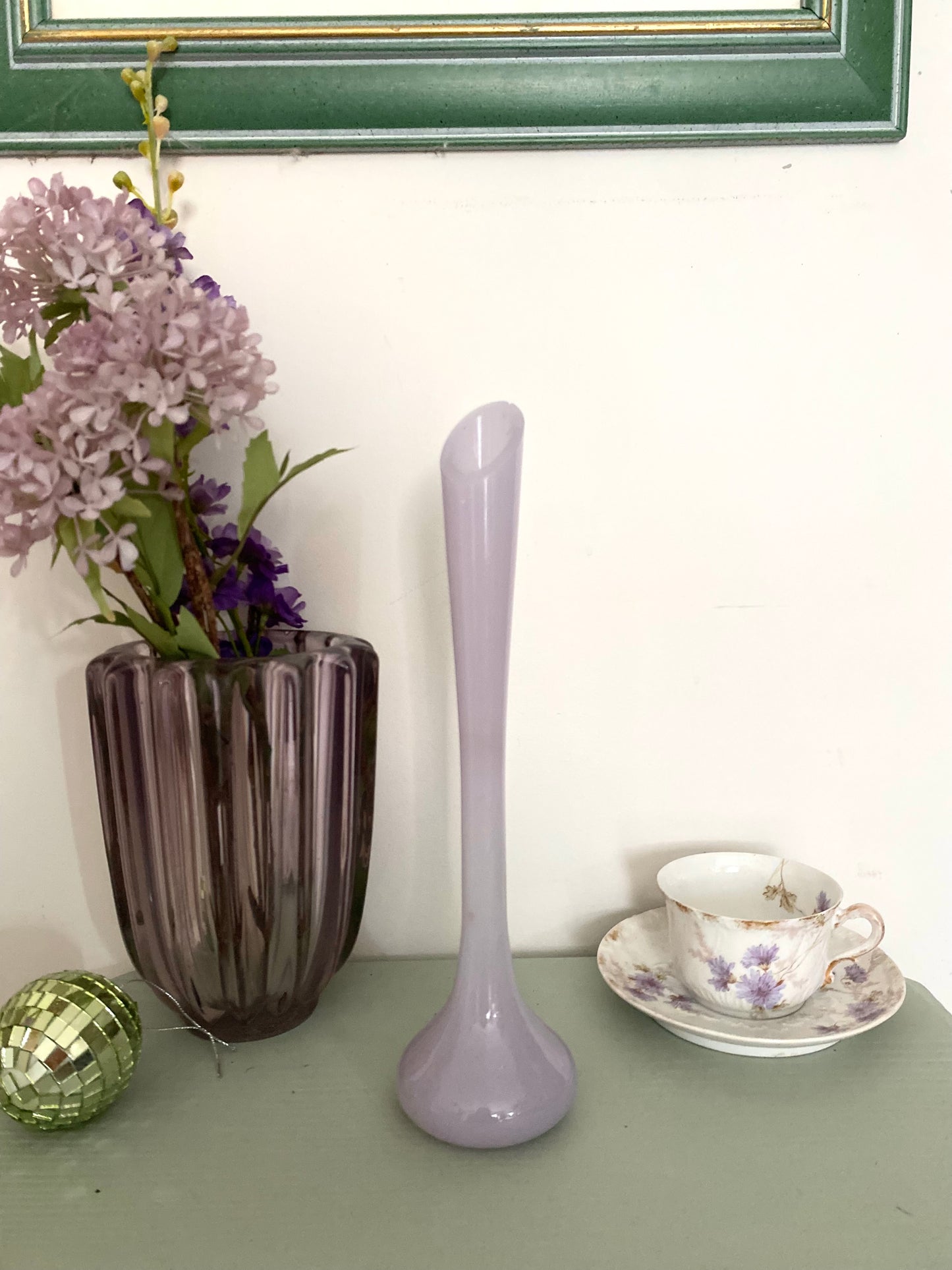 Soliflore en opaline irisée vintage