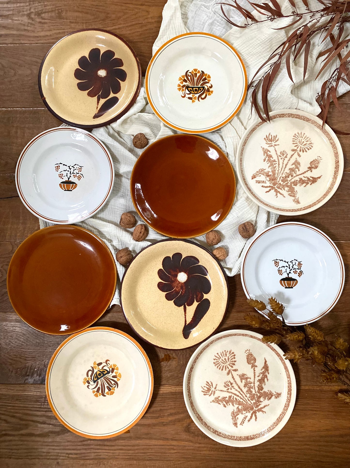 Assiettes anciennes dépareillées