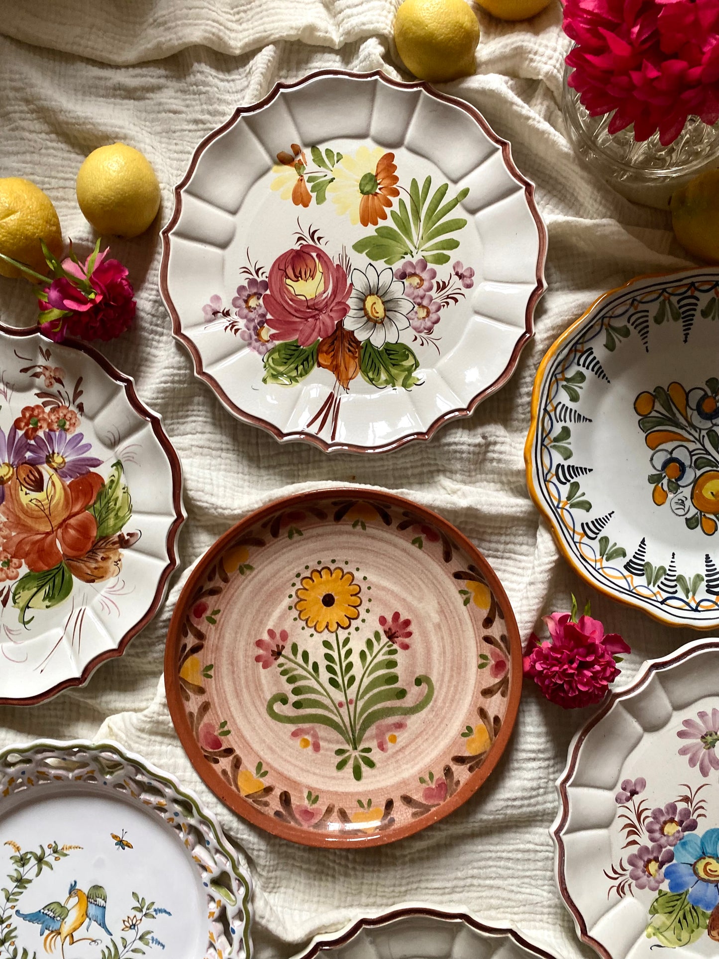 Assiettes anciennes dépareillées
