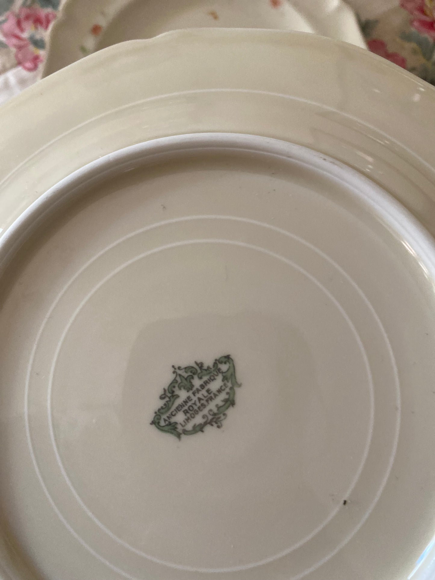 Assiettes à dessert en porcelaine de Limoges - 1930