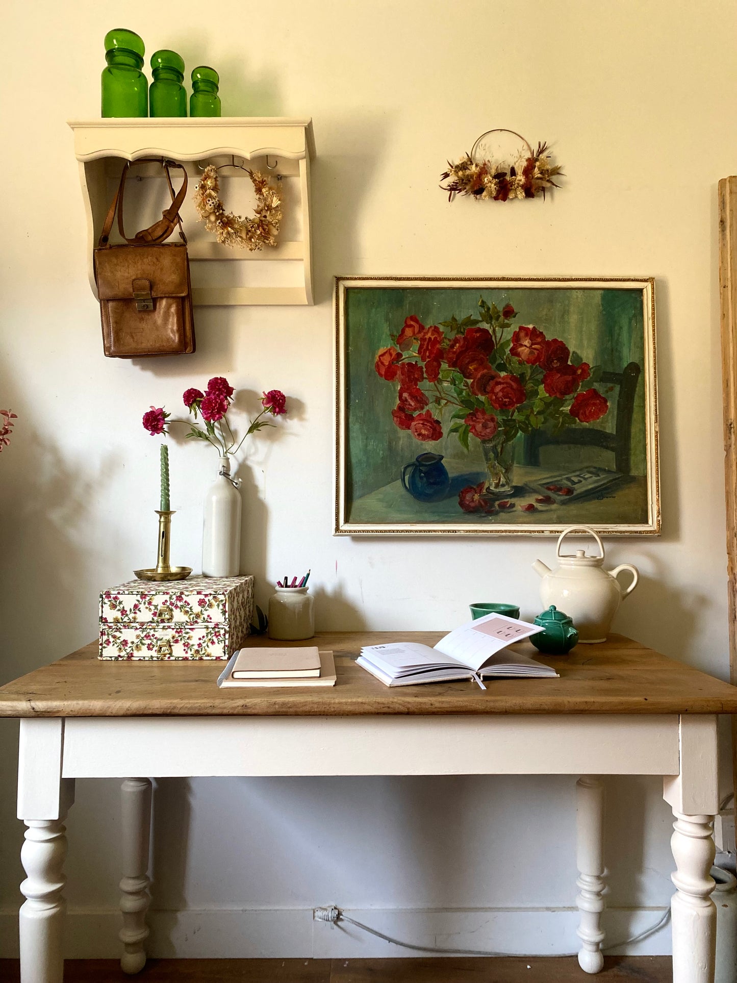 Magnifique bureau ancien en bois massif