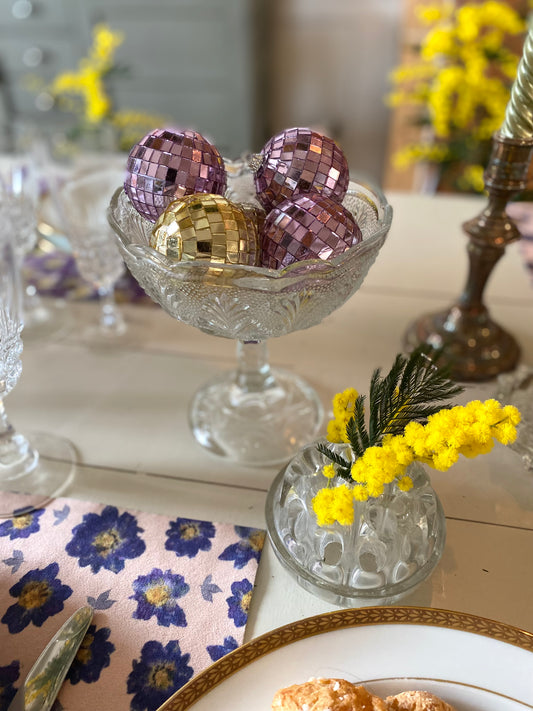 Coupe en verre moulé