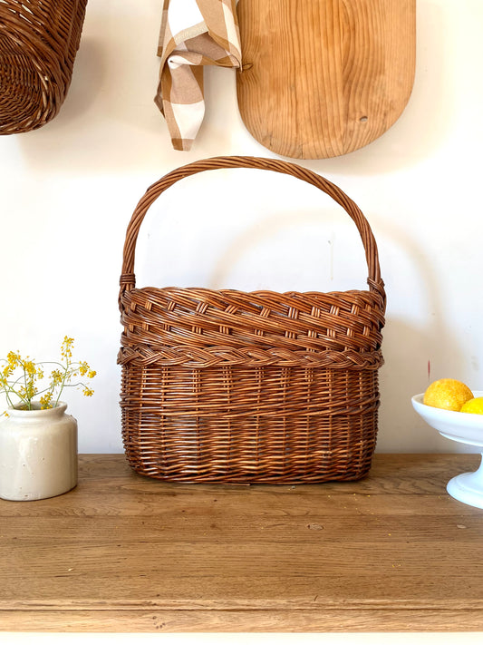 Panier en osier ancien