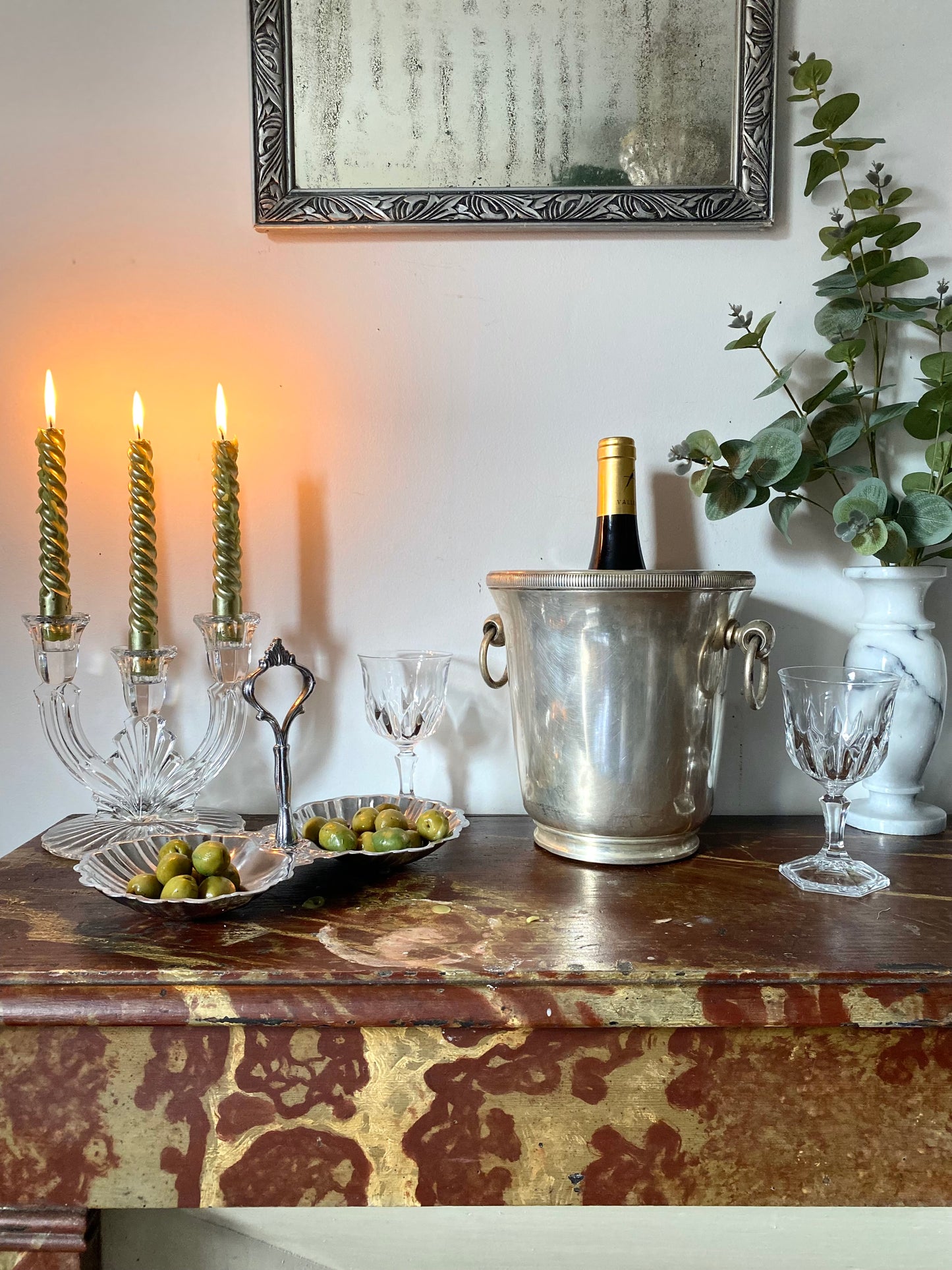 Seau à champagne en métal ancien