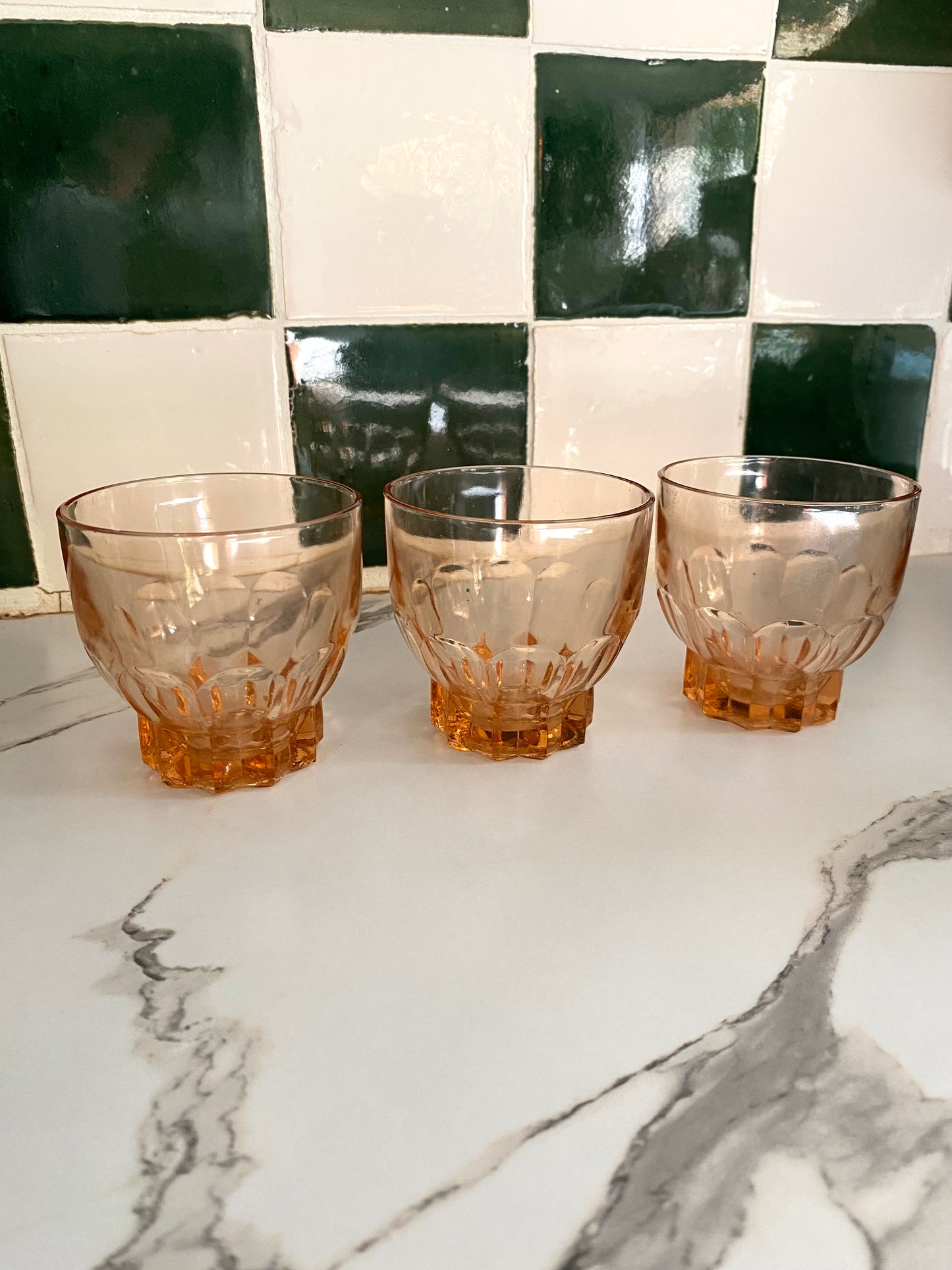 Service 9 petits verres vintage