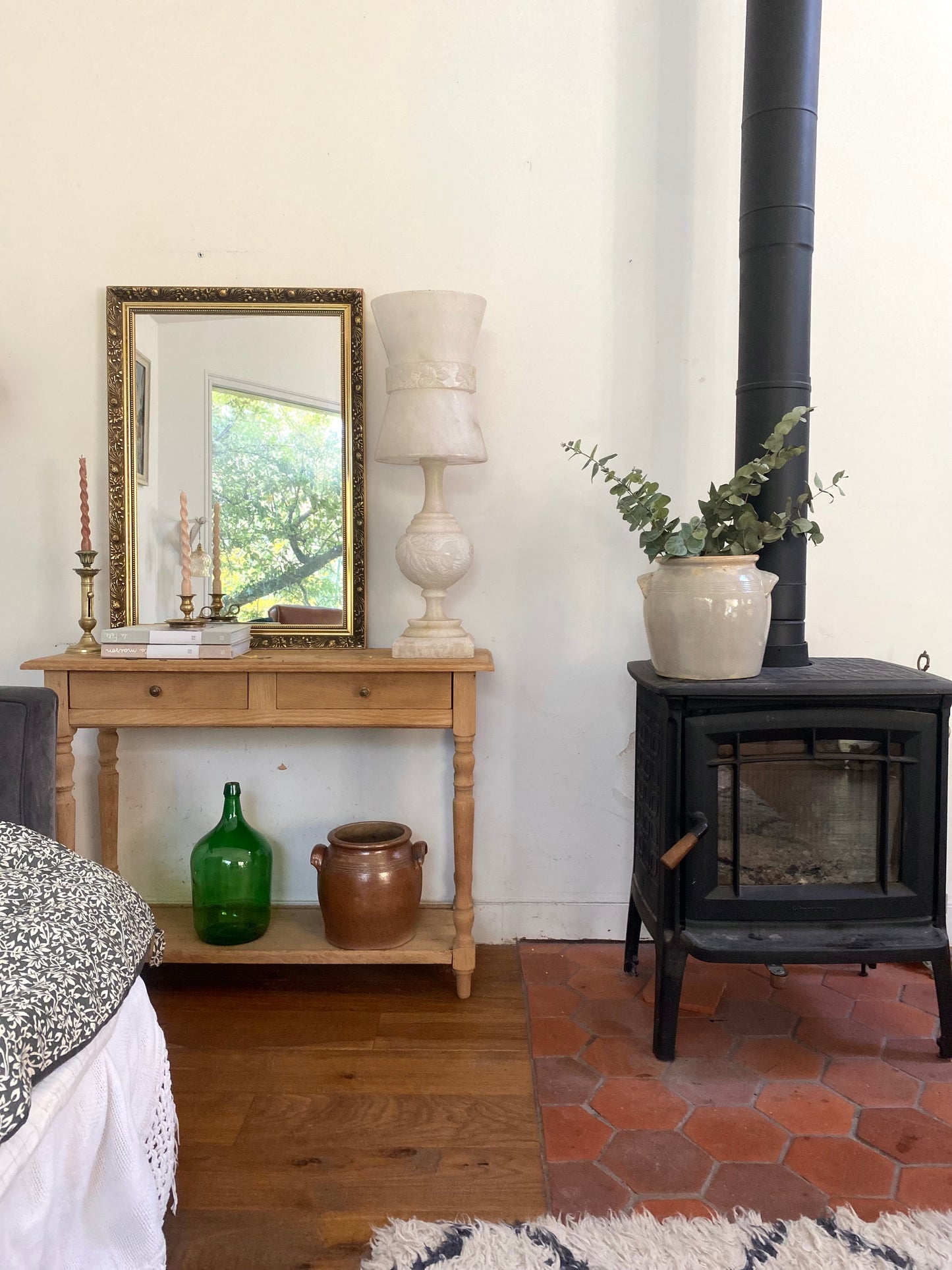 Grand Miroir de Style Classique – Cadre Doré Patiné - 1970