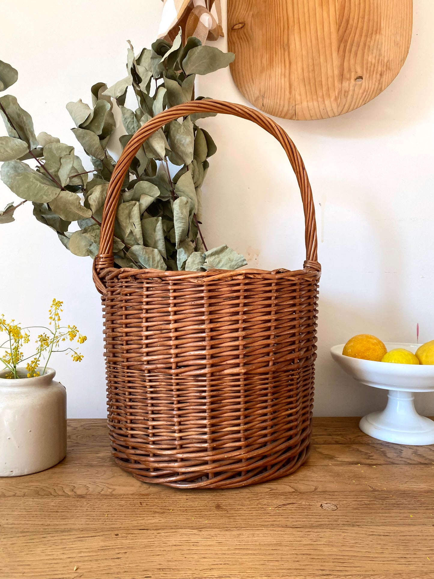 Panier en osier ancien