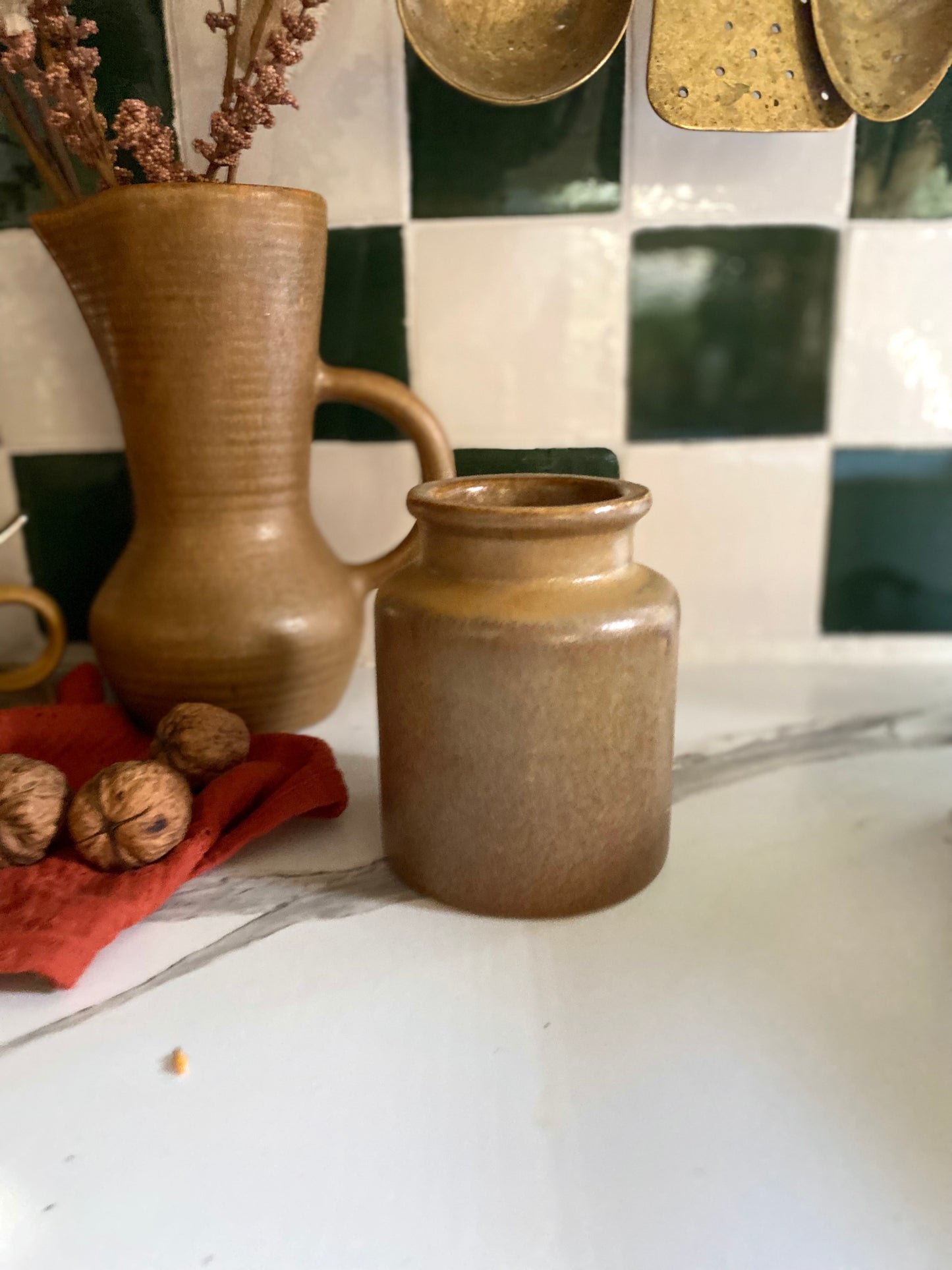 Pot en grès ancien