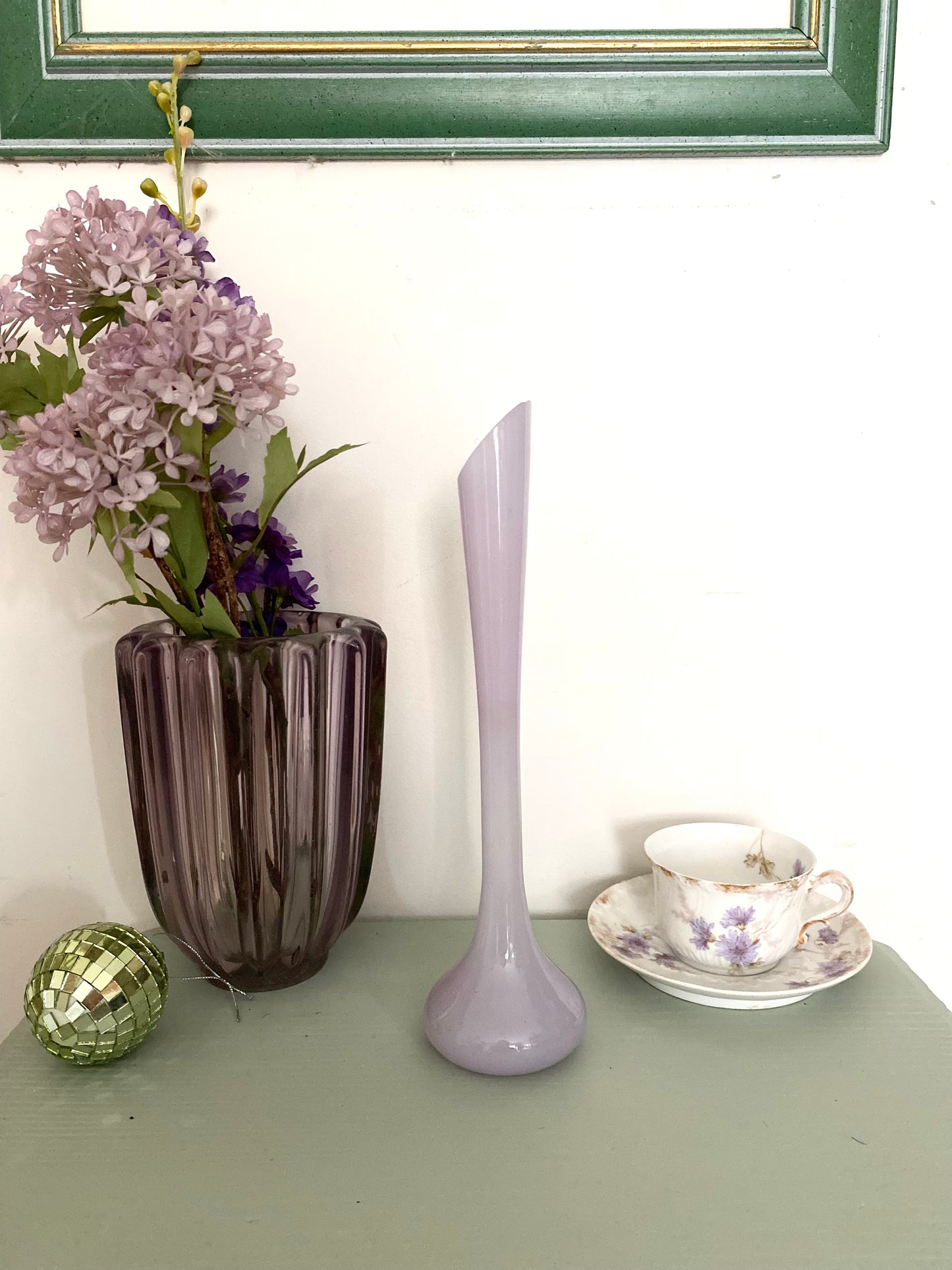 Soliflore en opaline irisée vintage