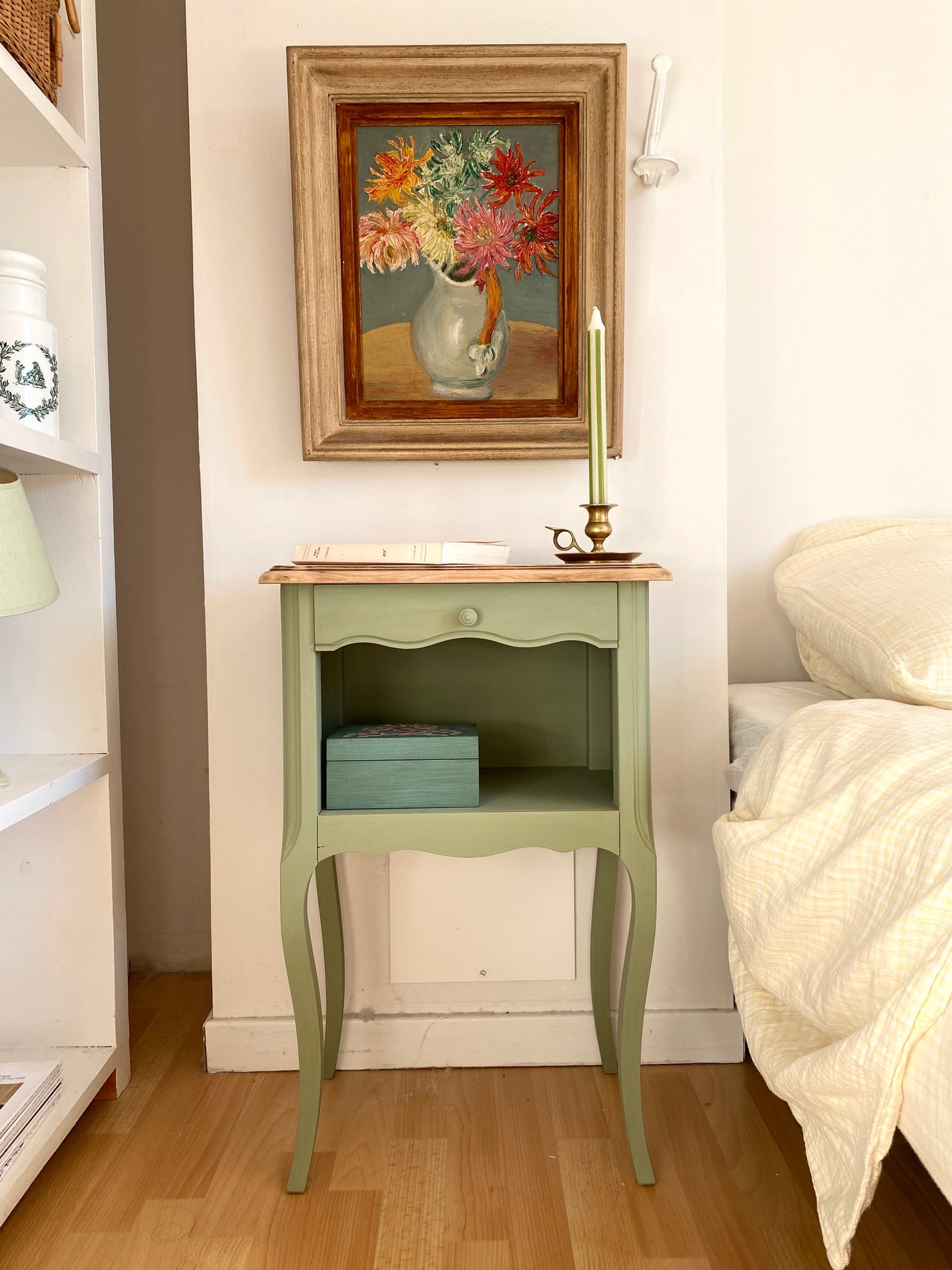 Table de Chevet Style Louis XV rénovée