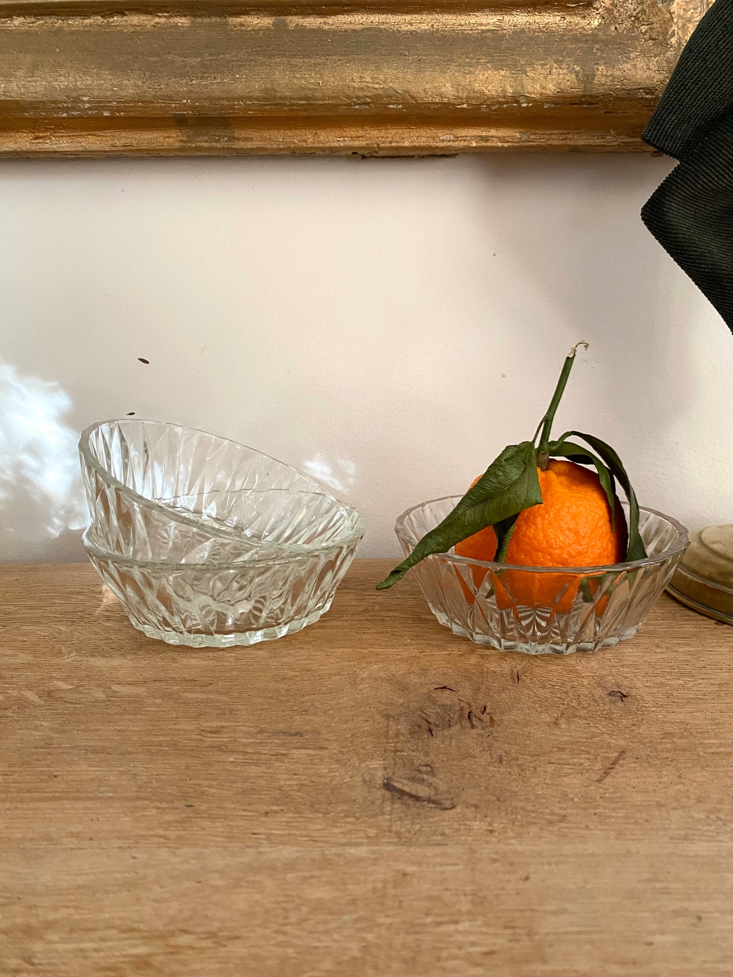 3 Ramequins en verre ciselé