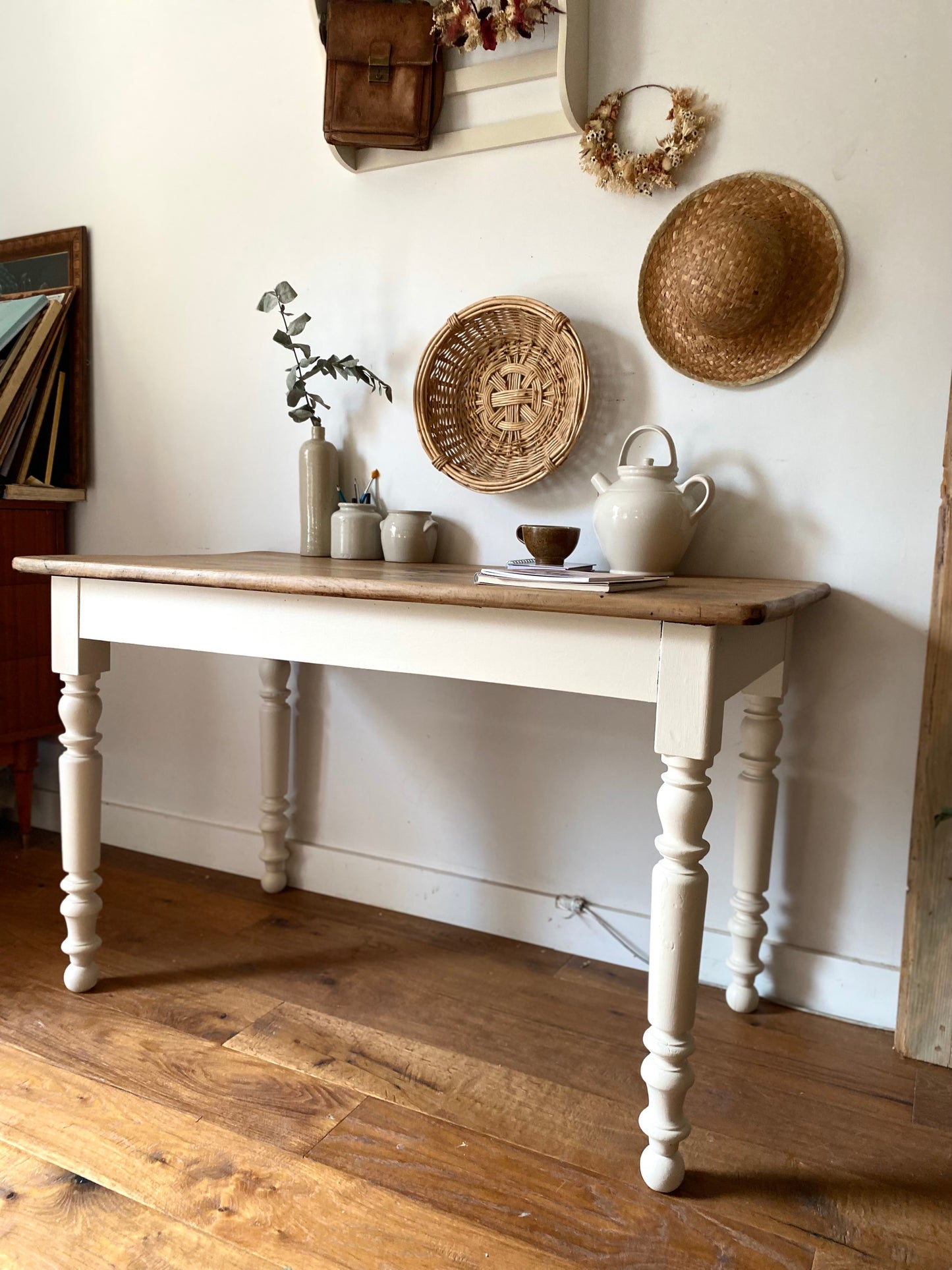 Magnifique bureau ancien en bois massif