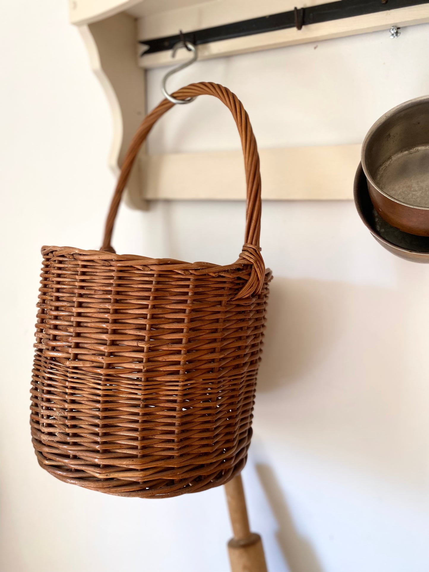 Panier en osier ancien