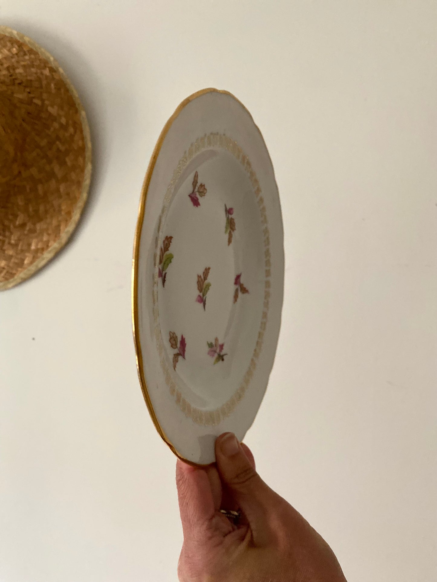 6 assiettes semi-creuses en porcelaine