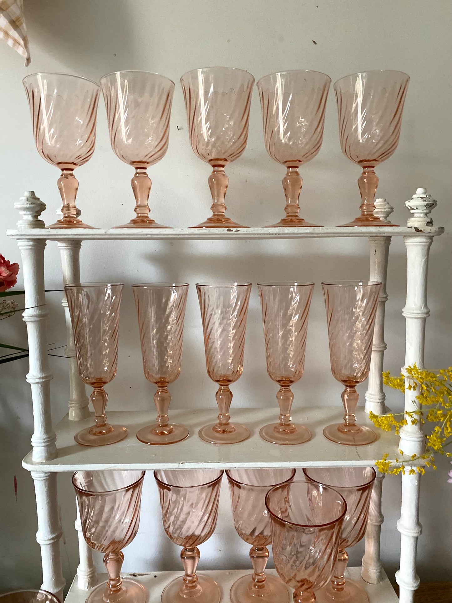 Service de 18 verres en rosaline