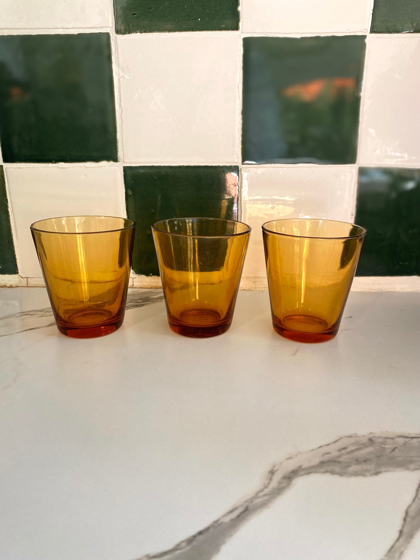Service 9 petits verres vintage