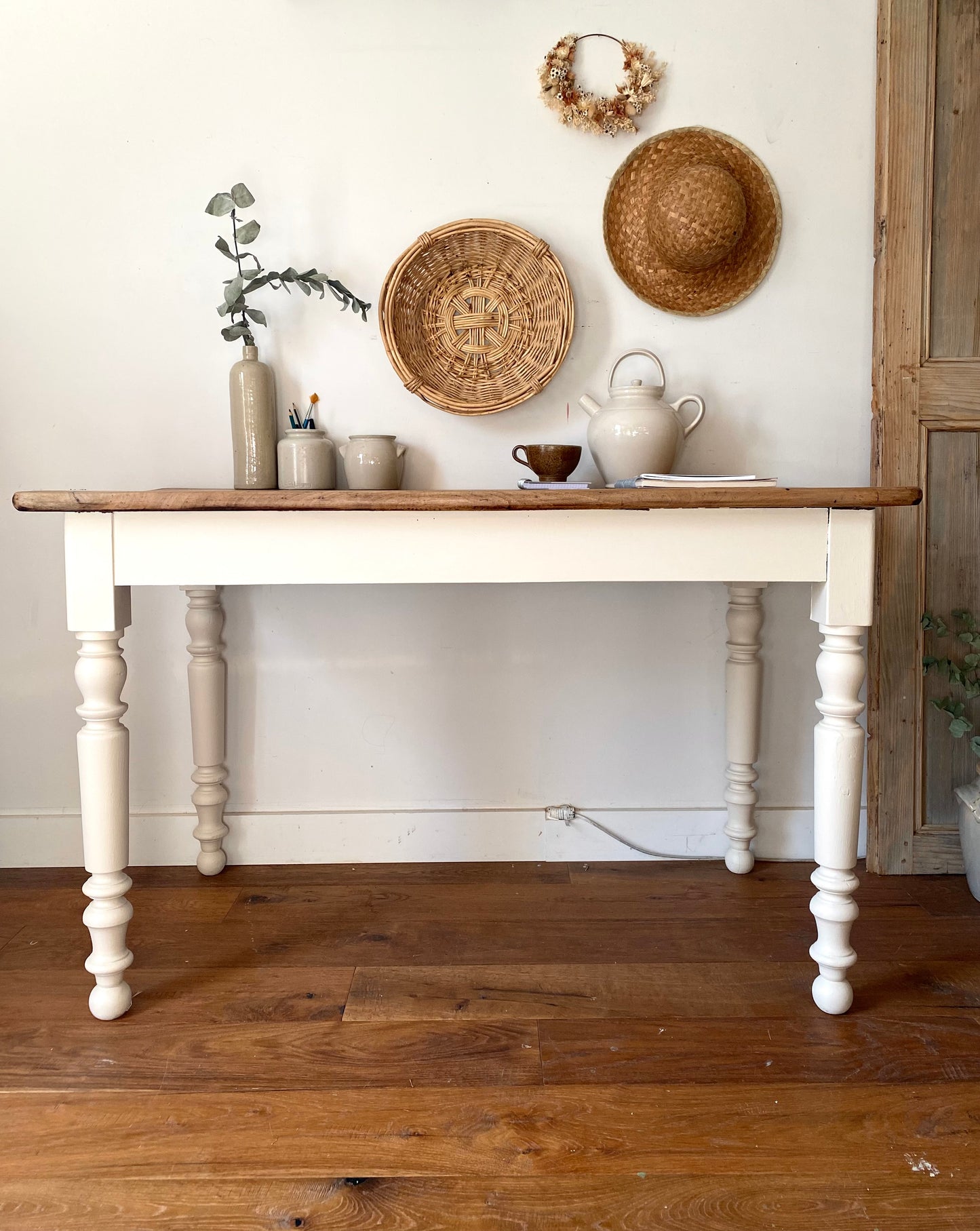Magnifique bureau ancien en bois massif