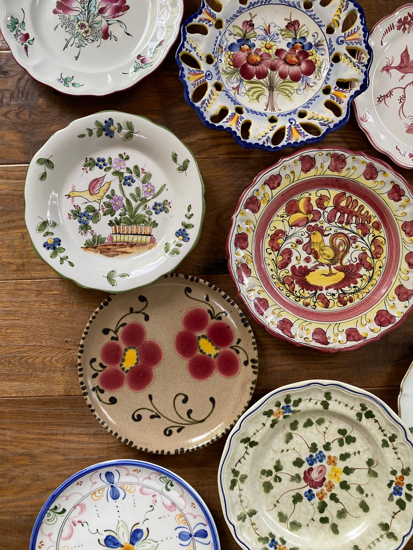 Assiettes anciennes dépareillées