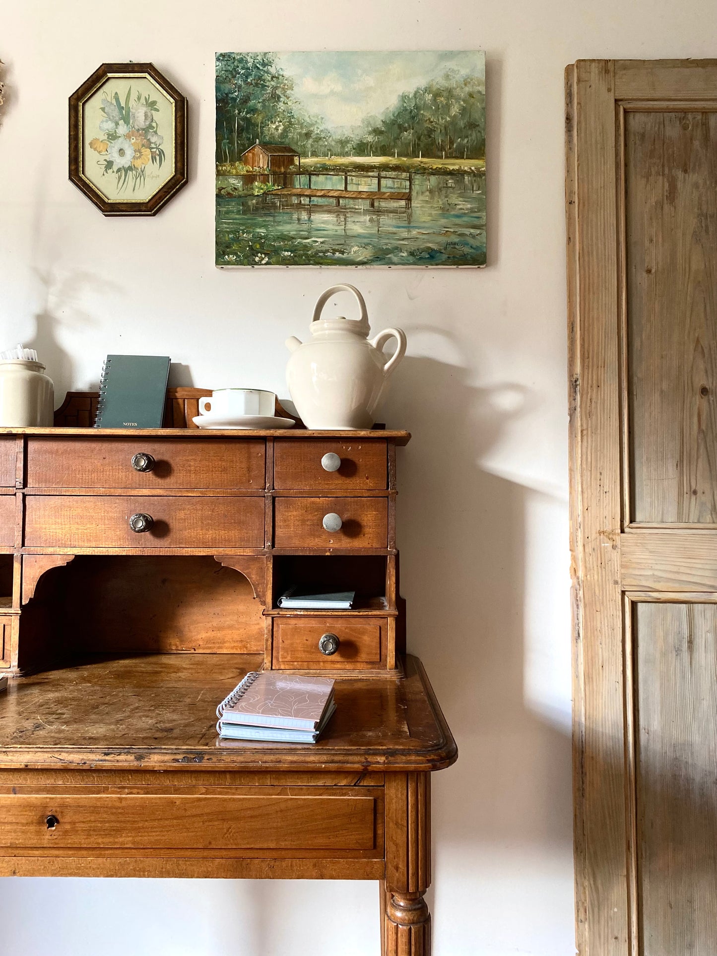 Bureau secrétaire en bois massif ancien