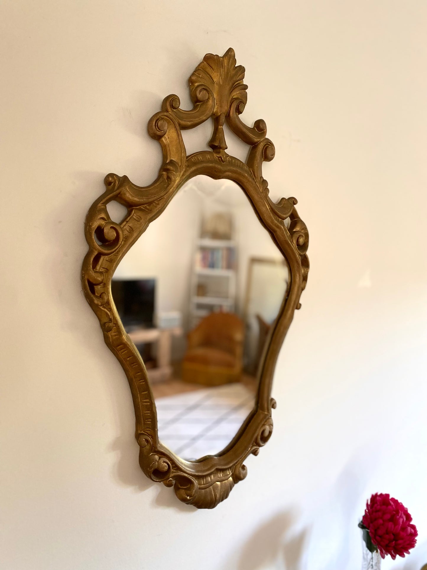 Miroir ancien à coquille