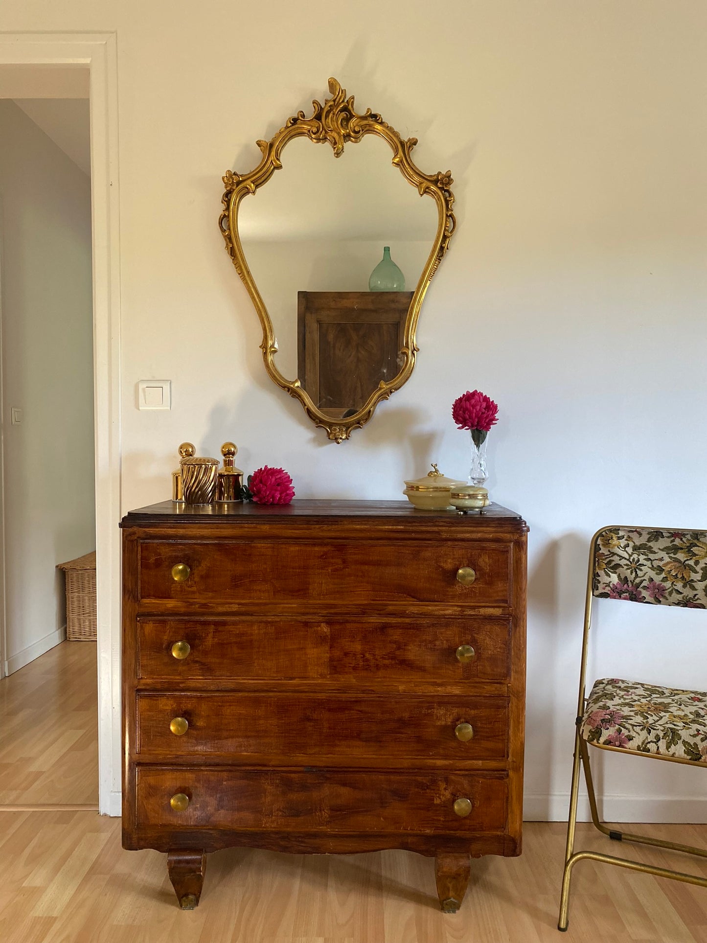 Miroir ancien baroque à coquille