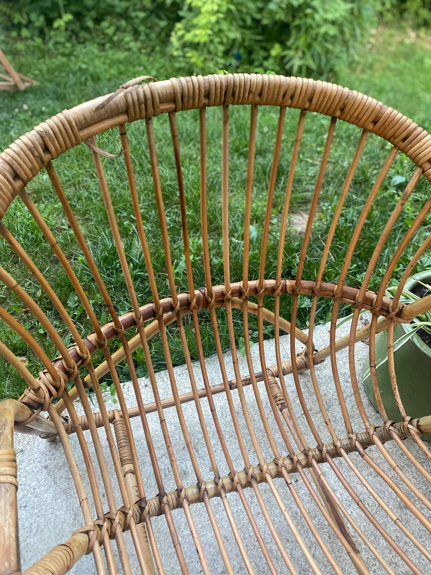 Salon de jardin en rotin vintage