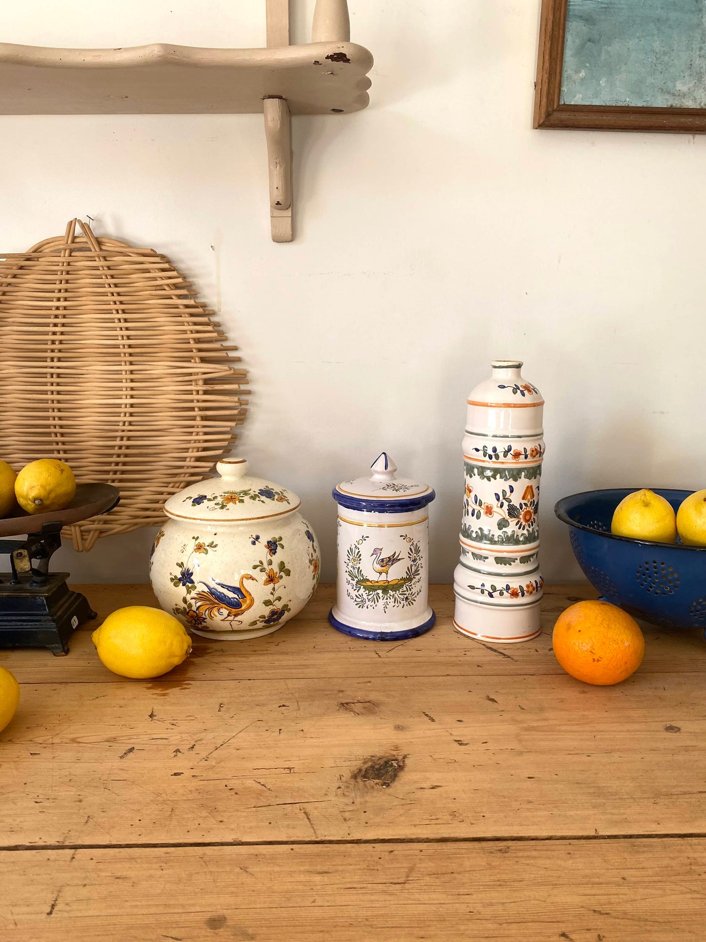 Sucrier en céramique ancienne