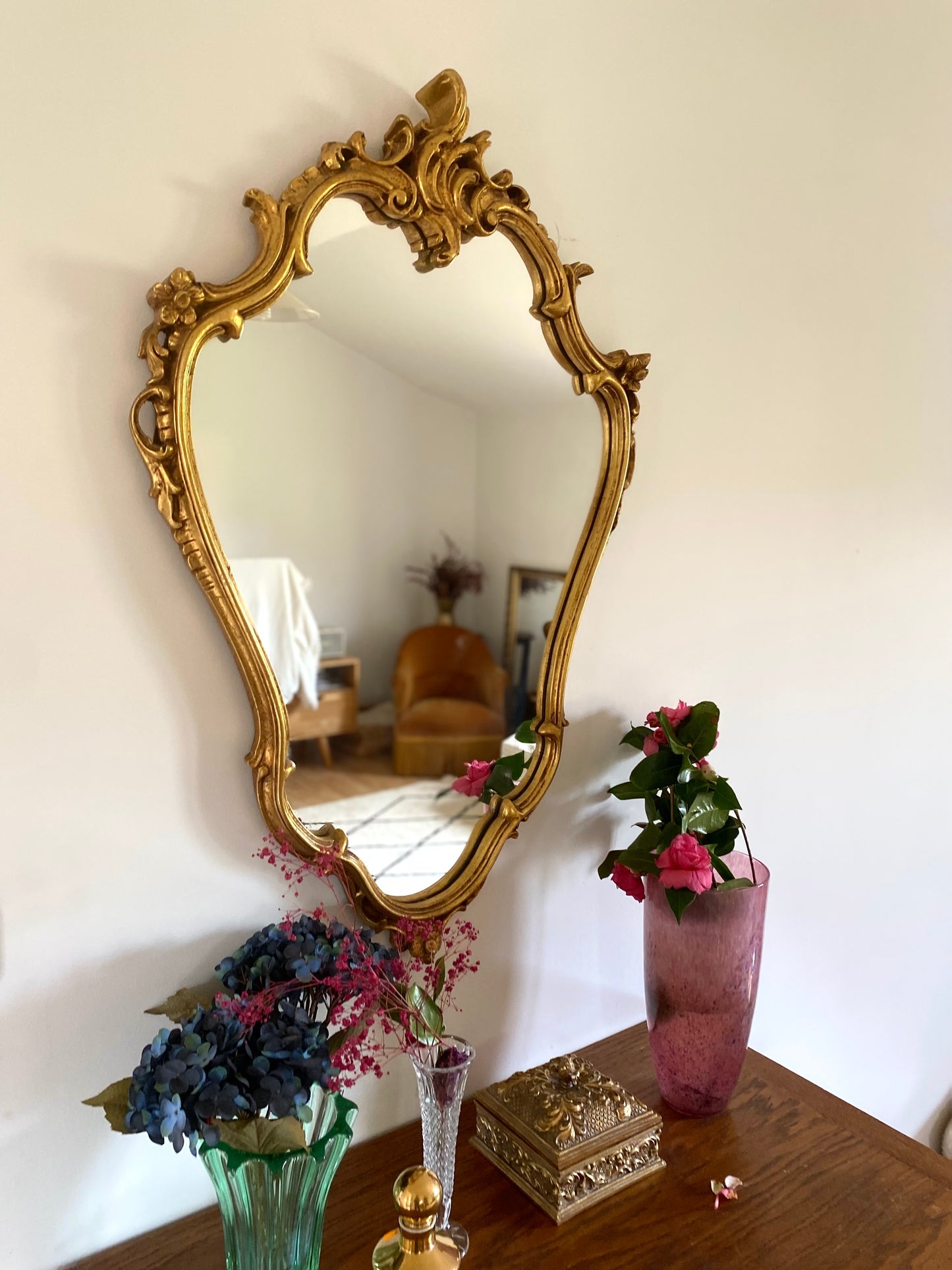 Miroir ancien baroque à coquille