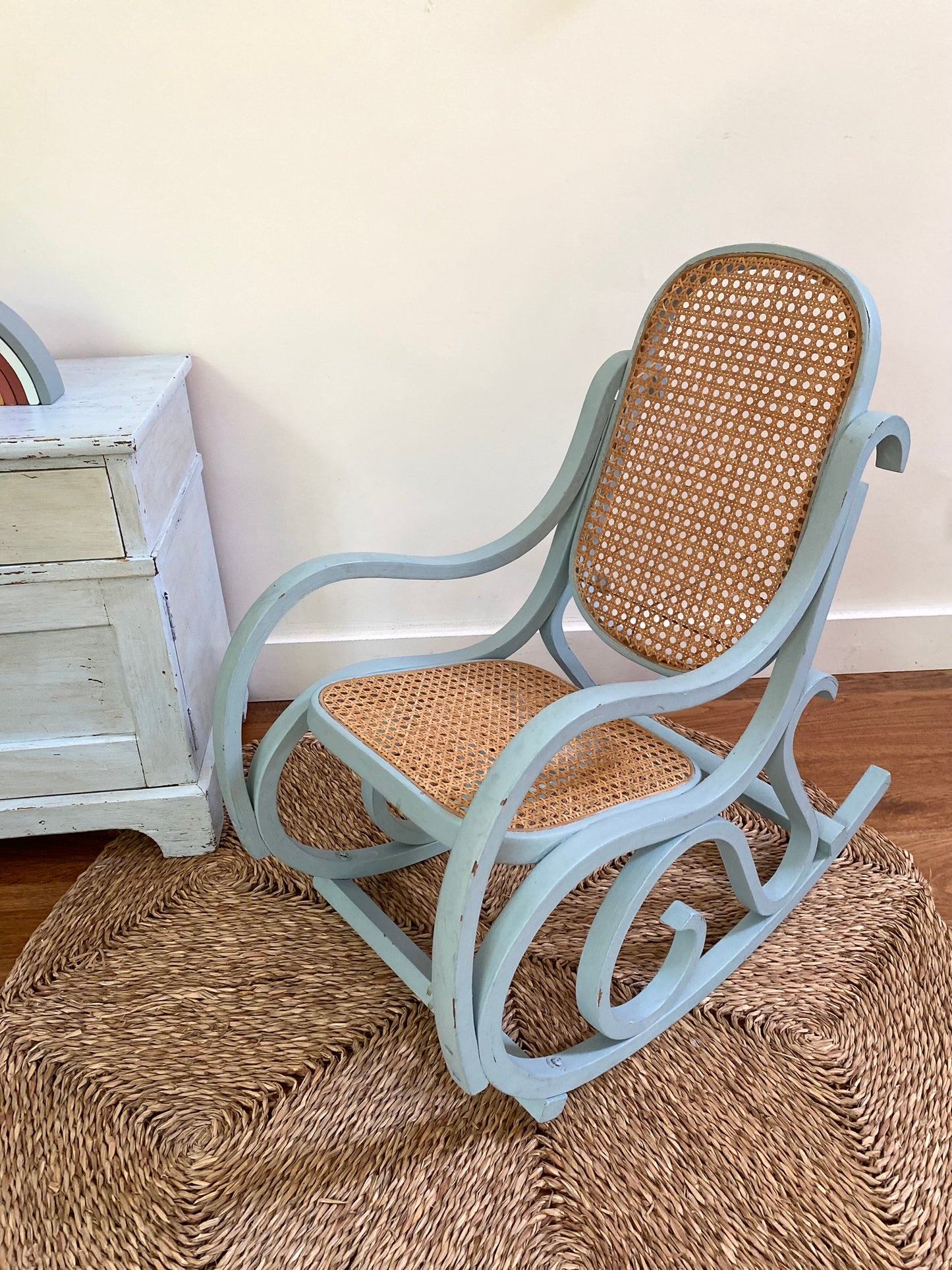 Rocking chair vintage pour enfant