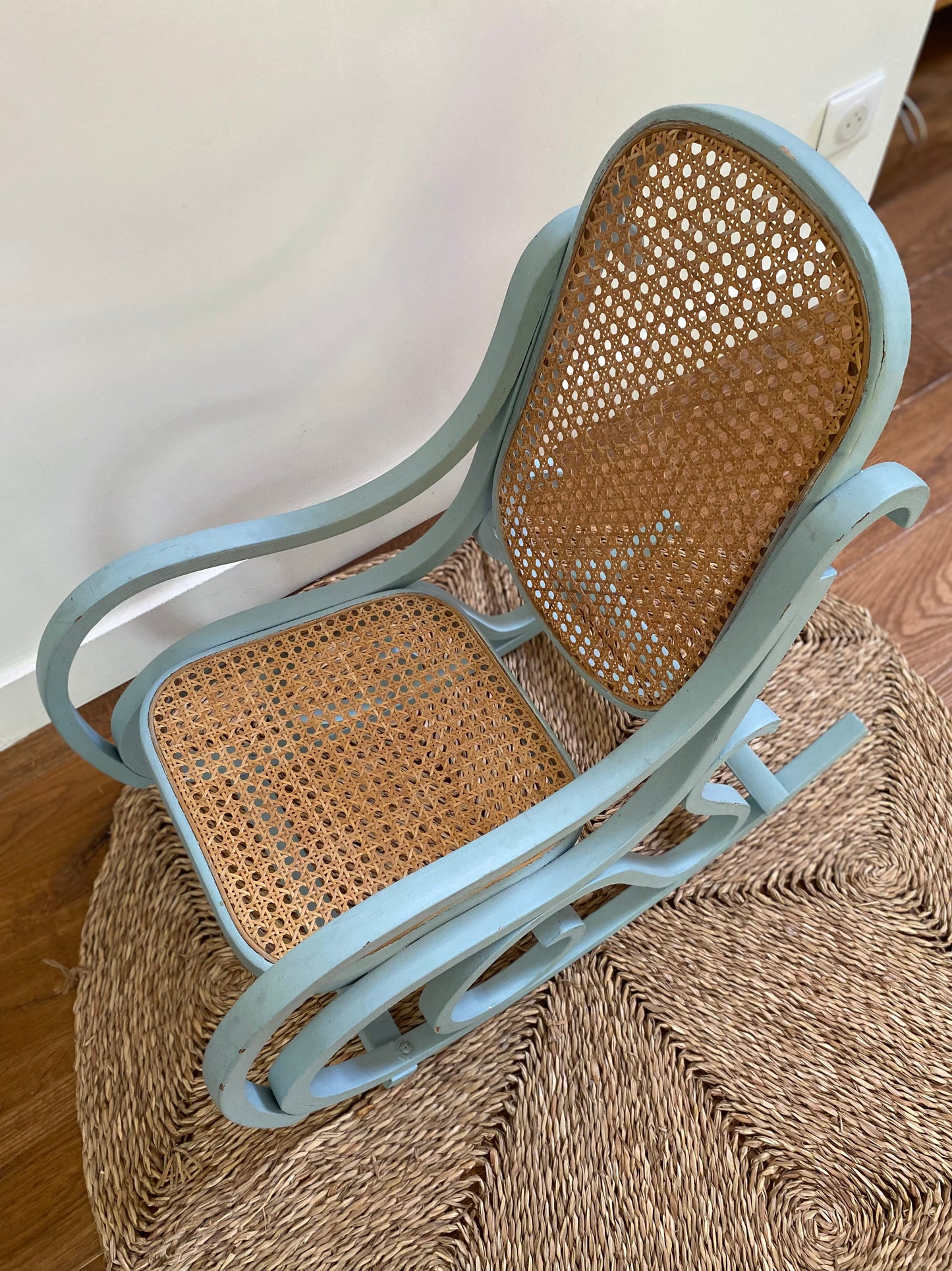 Rocking chair vintage pour enfant