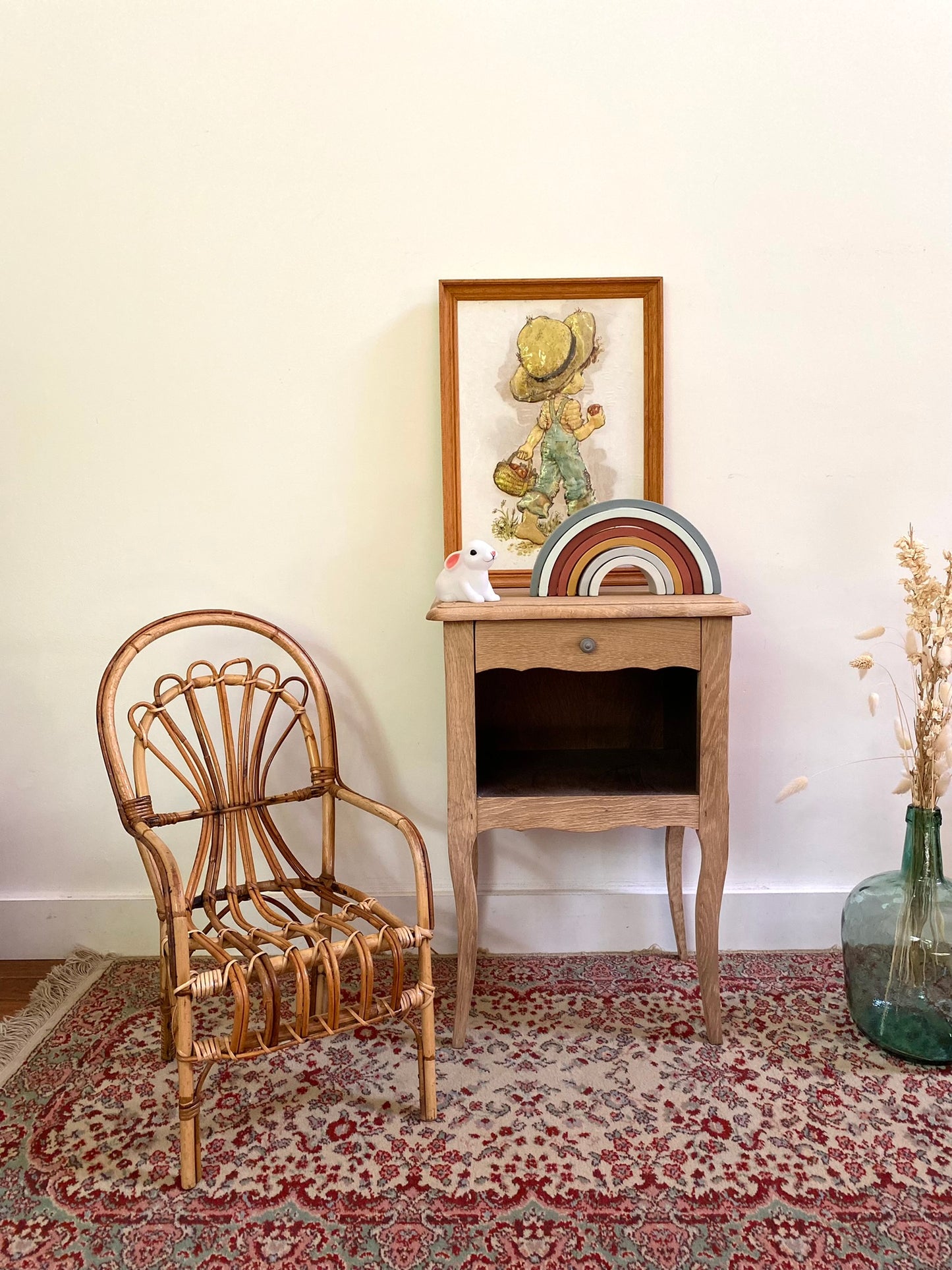 Petit fauteuil en rotin ancien pour enfant