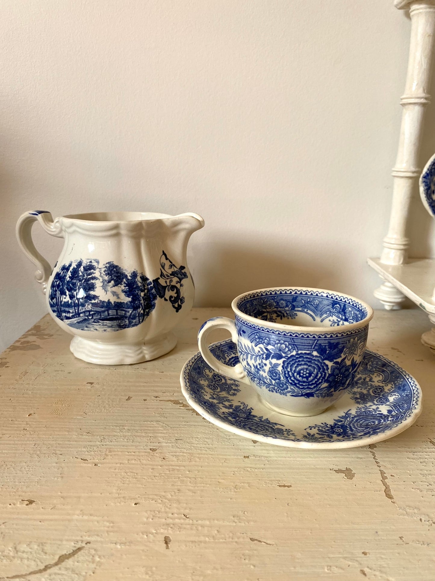 Service à café en porcelaine ancienne