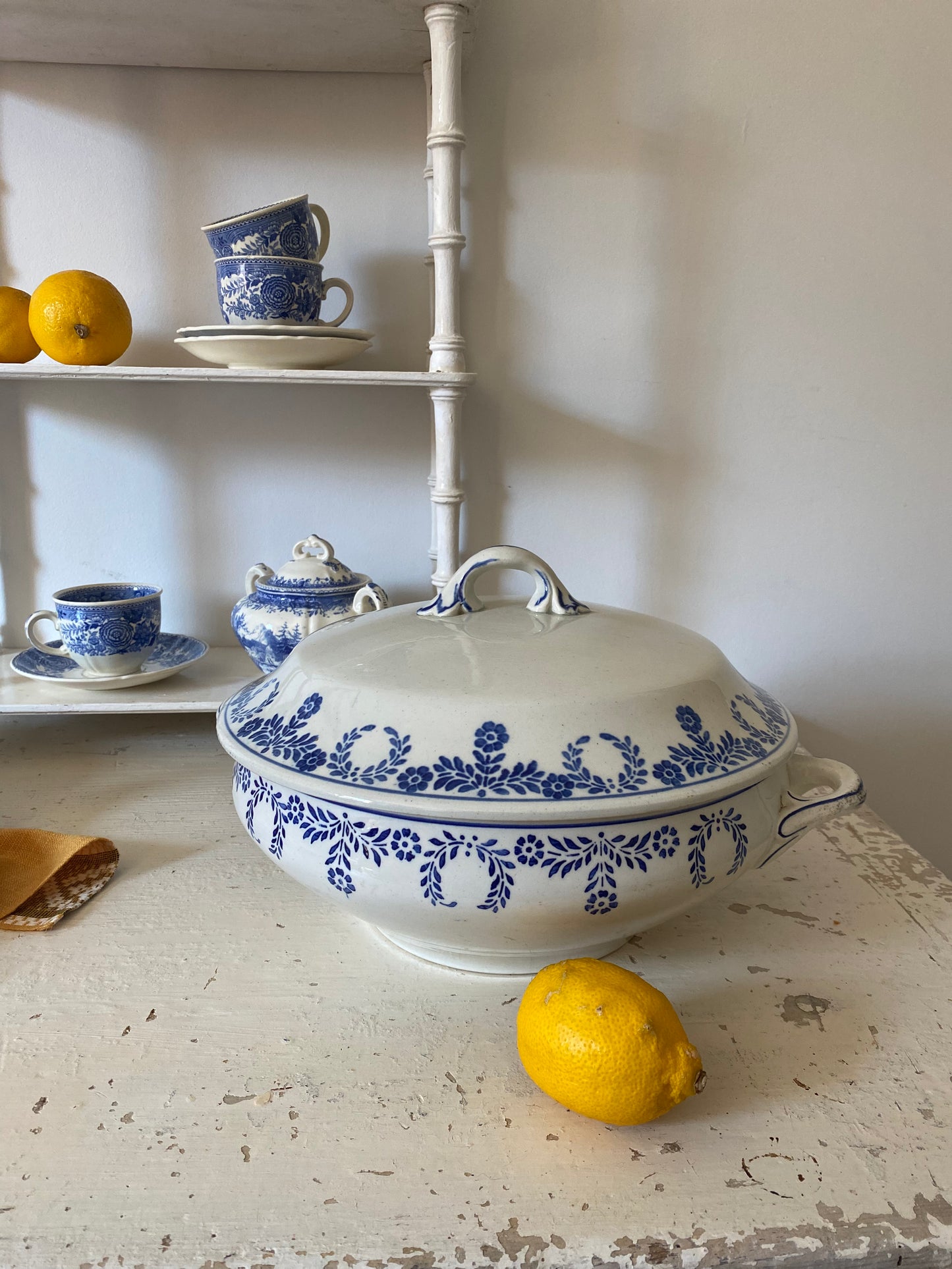 Soupière en faïence ancienne de Luneville à détourner en corbeille à fruit ou saladier