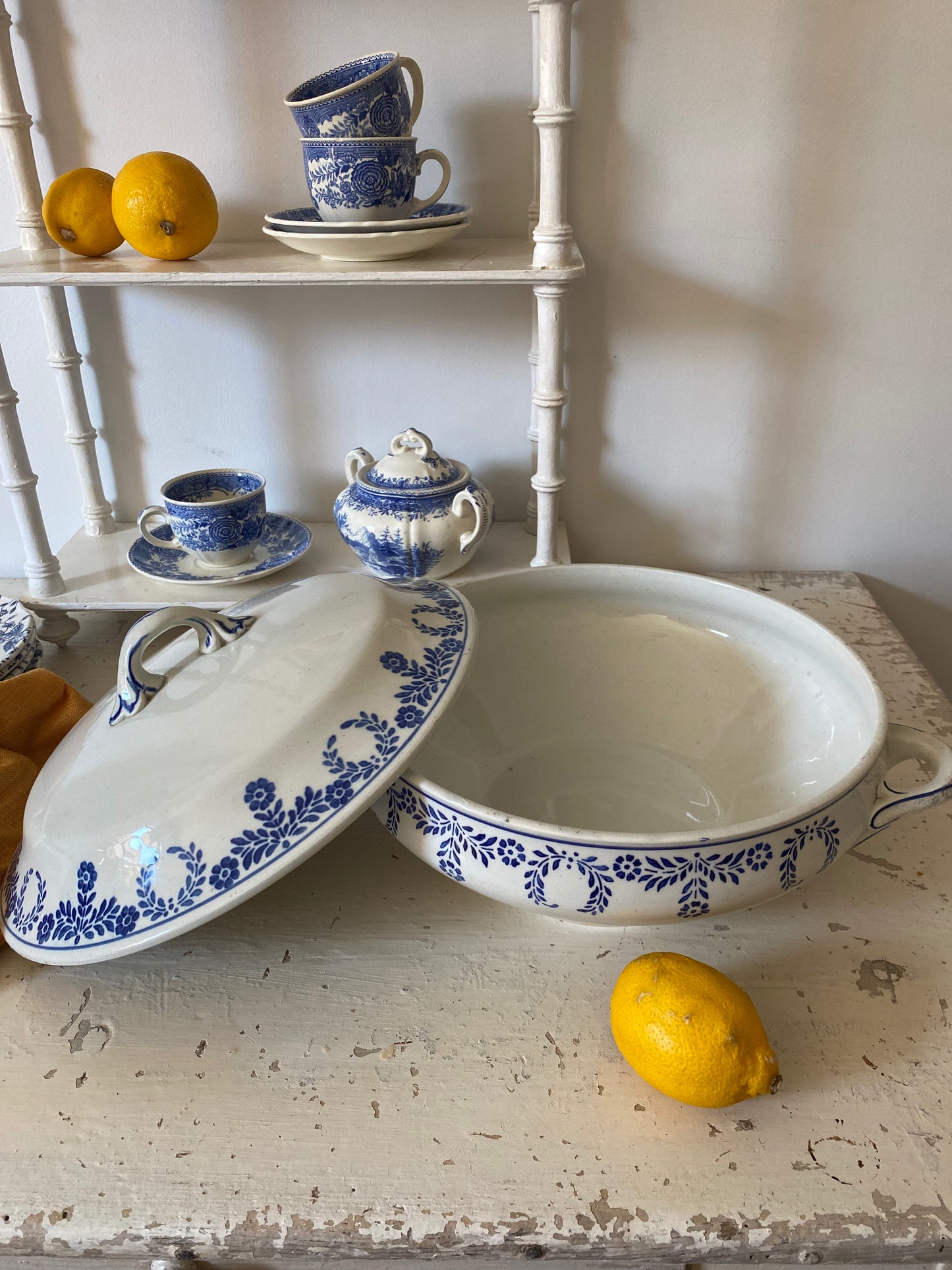 Soupière en faïence ancienne de Luneville à détourner en corbeille à fruit ou saladier