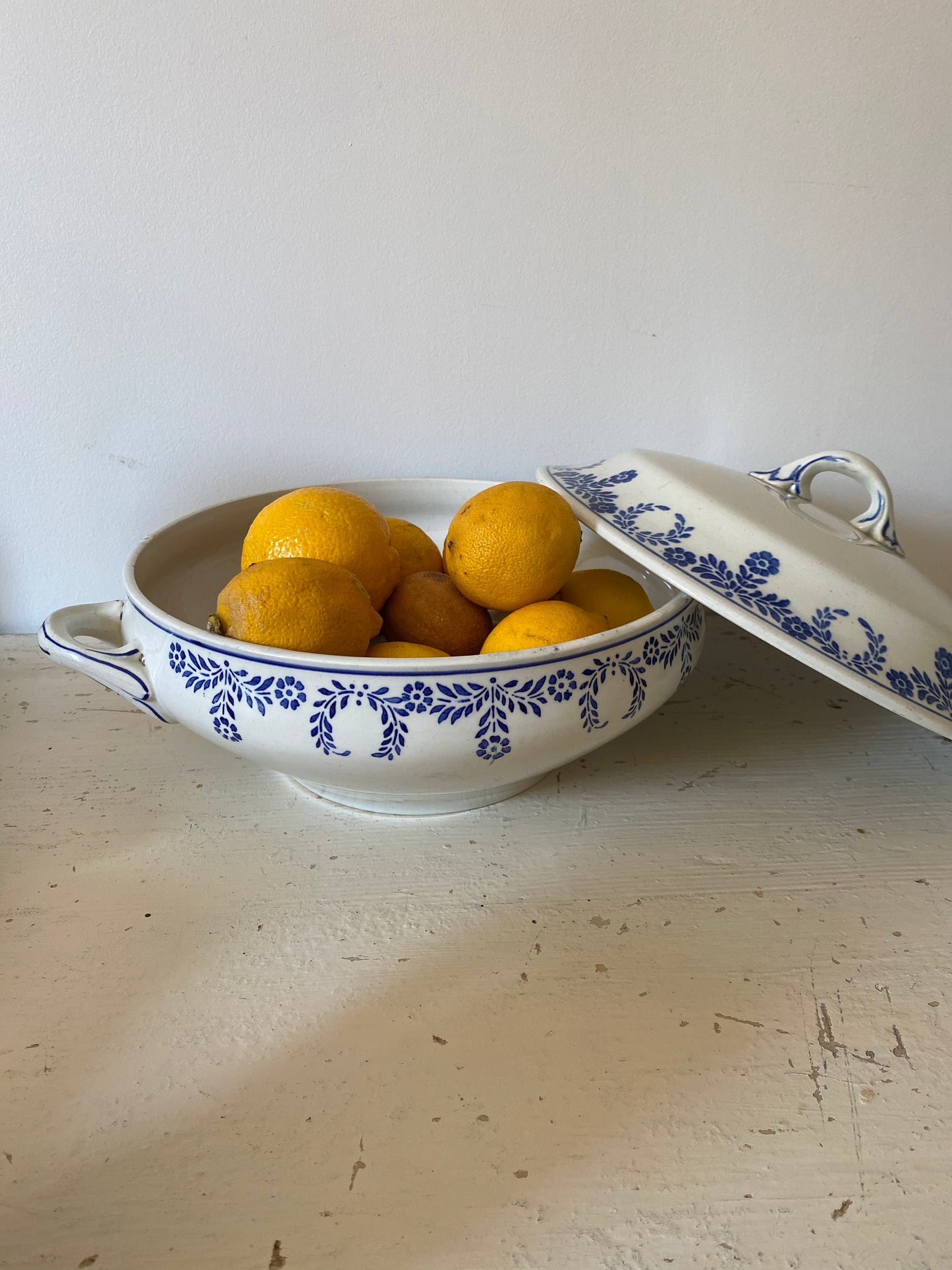 Soupière en faïence ancienne de Luneville à détourner en corbeille à fruit ou saladier