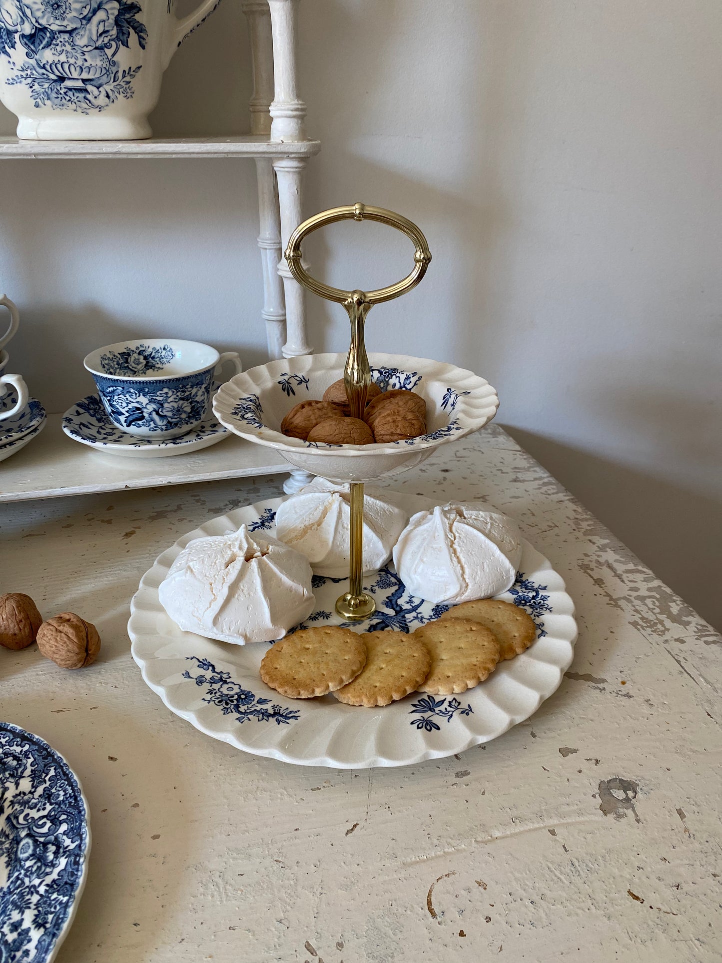 Serviteur muet en porcelaine ancienne anglaise