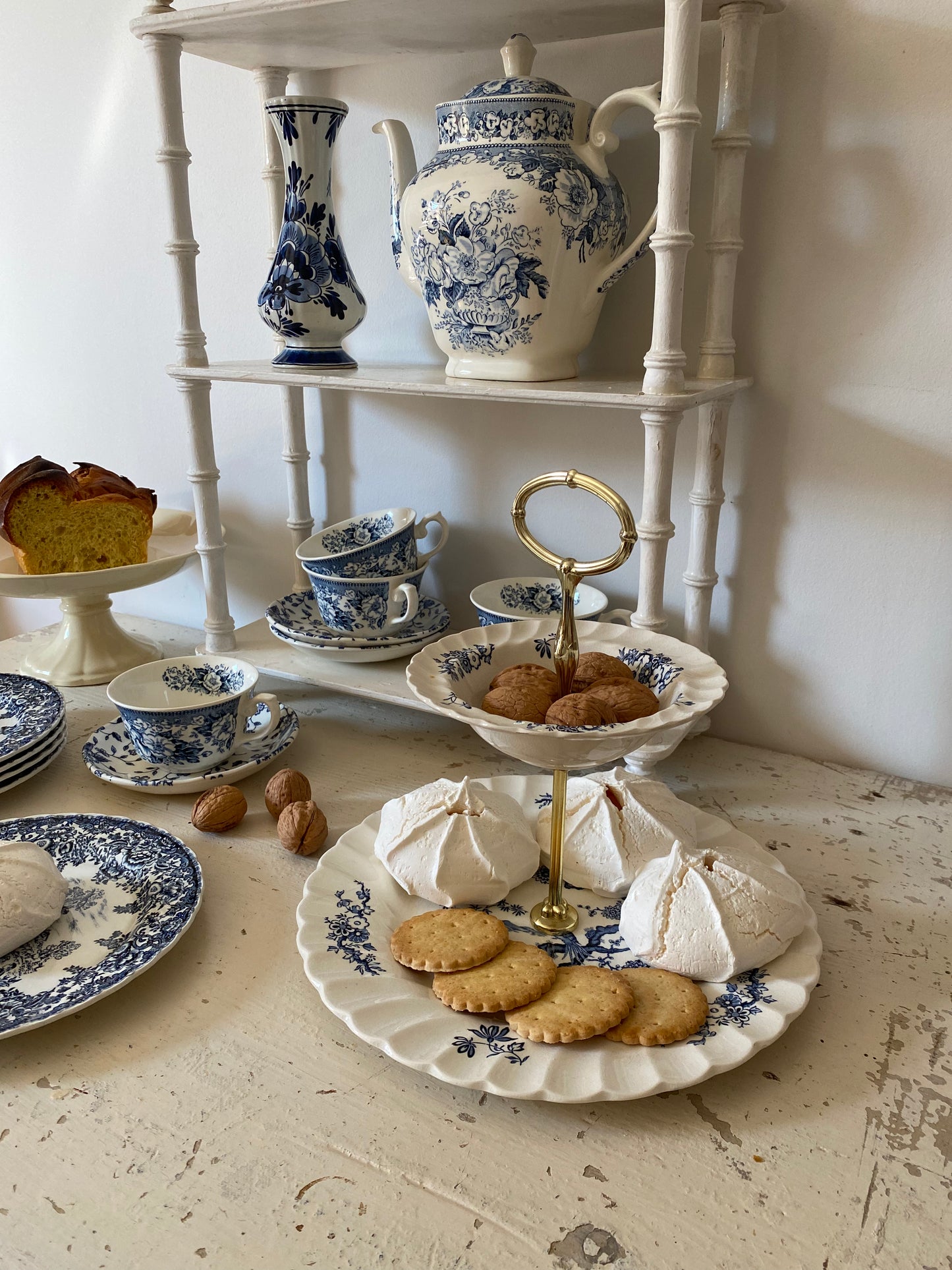 Serviteur muet en porcelaine ancienne anglaise