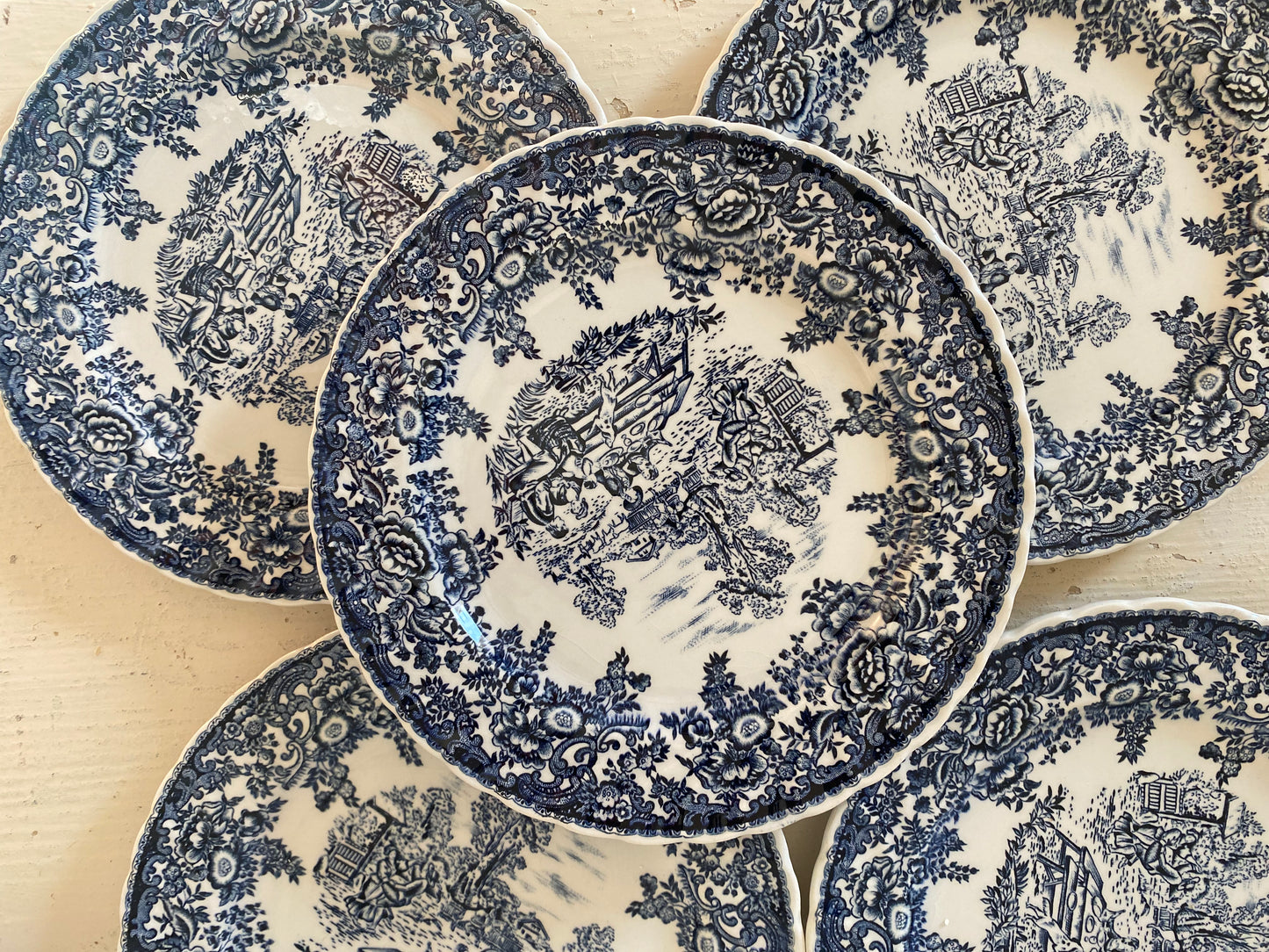 5 Assiettes à dessert en faïence Luneville