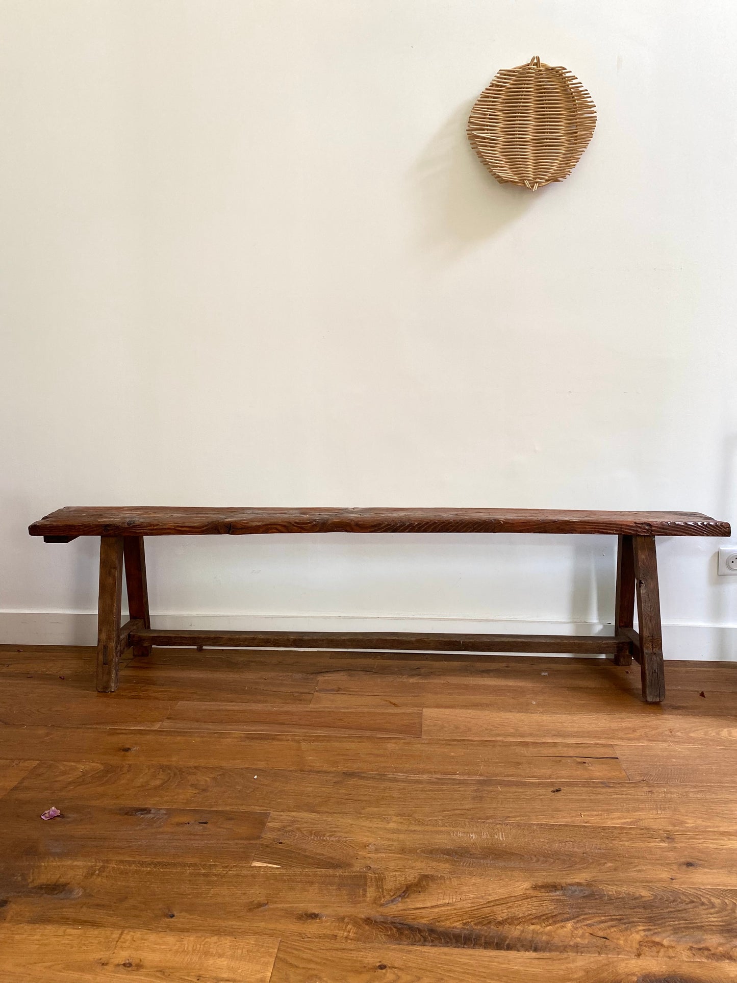 Banc de ferme en bois ancien