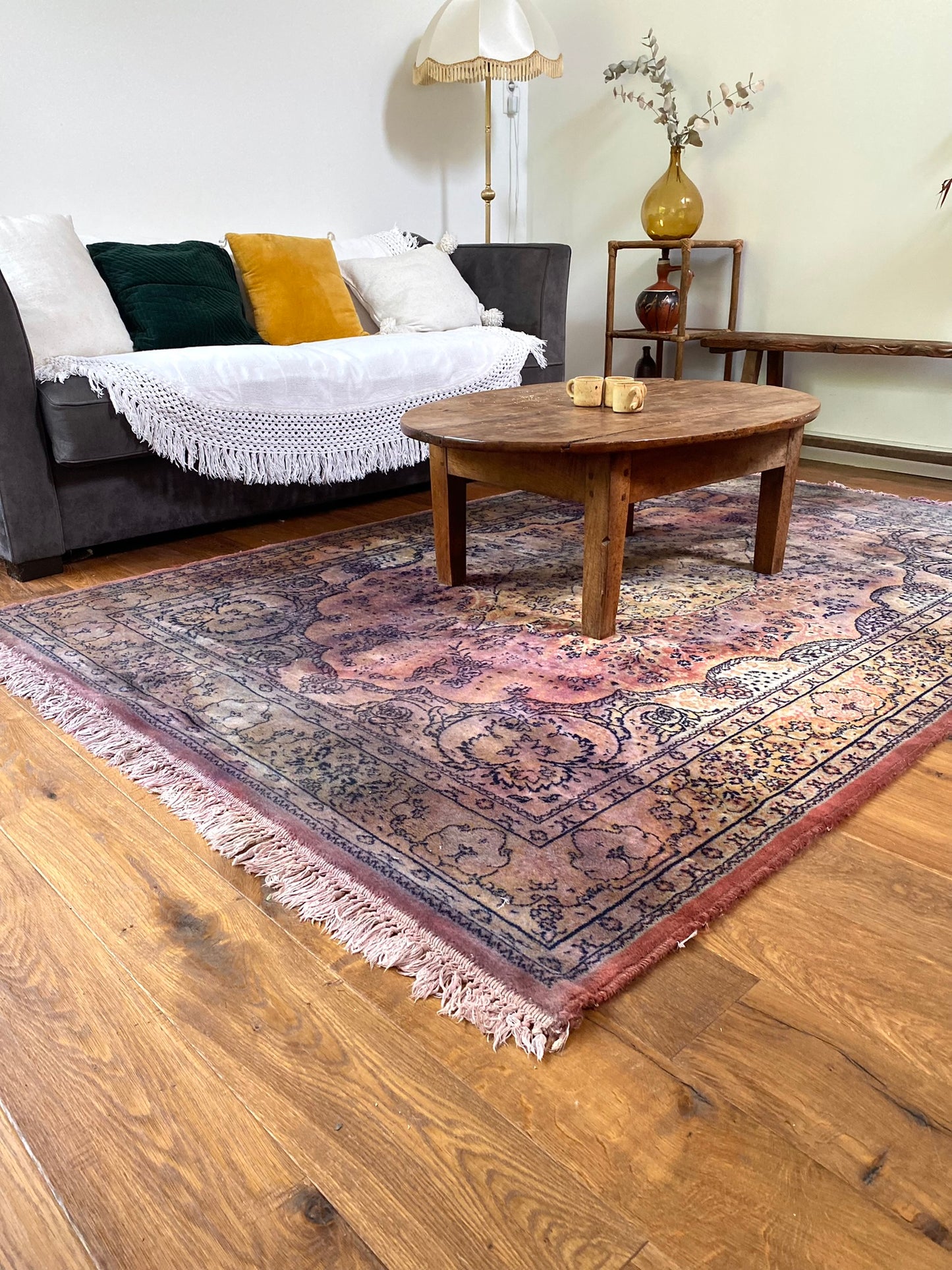 Grand tapis d’orient ancien en laine tissé main
