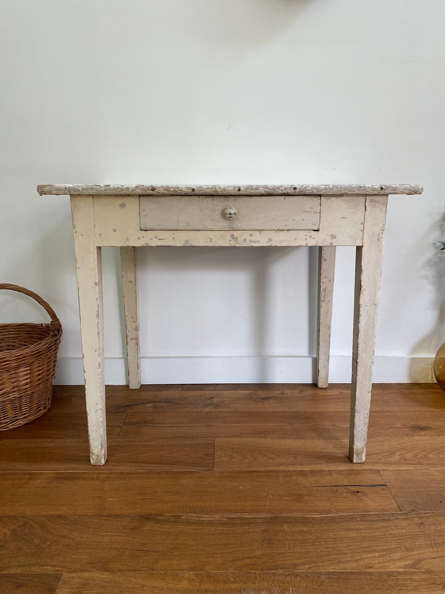 Table de ferme en bois ancien dans sa patine d’origine