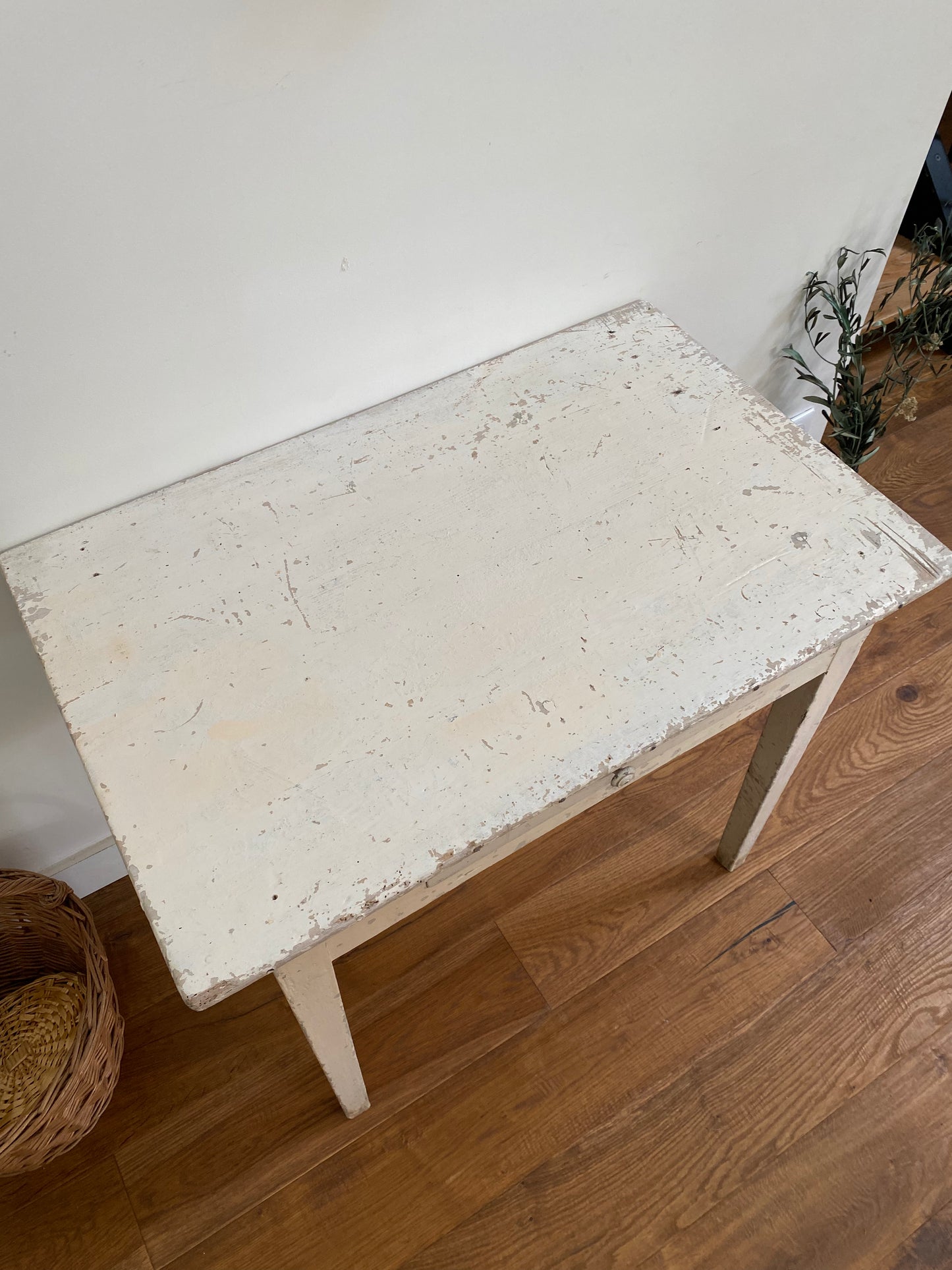 Table de ferme en bois ancien dans sa patine d’origine