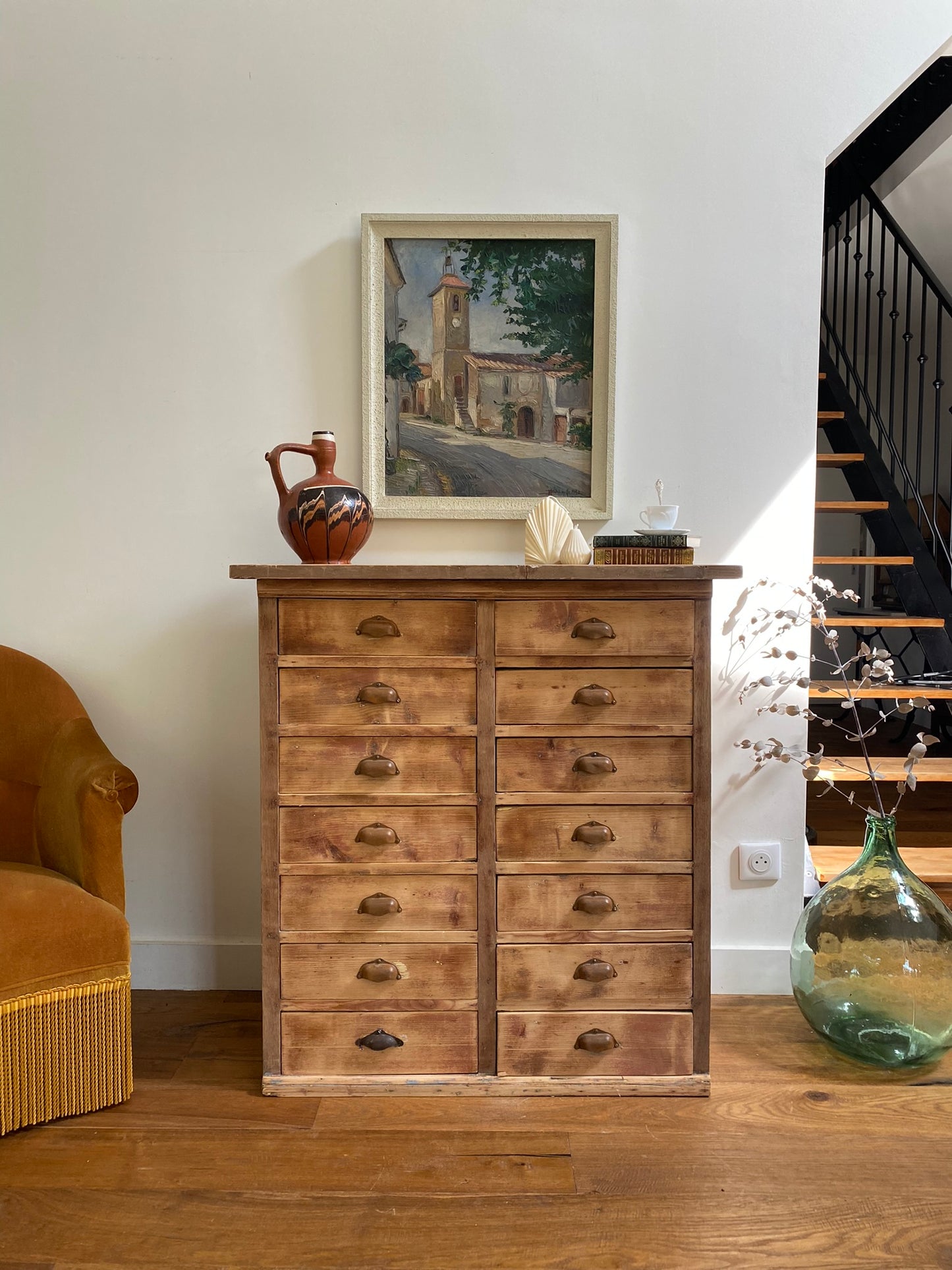 Meuble d’atelier à tiroirs en bois ancien