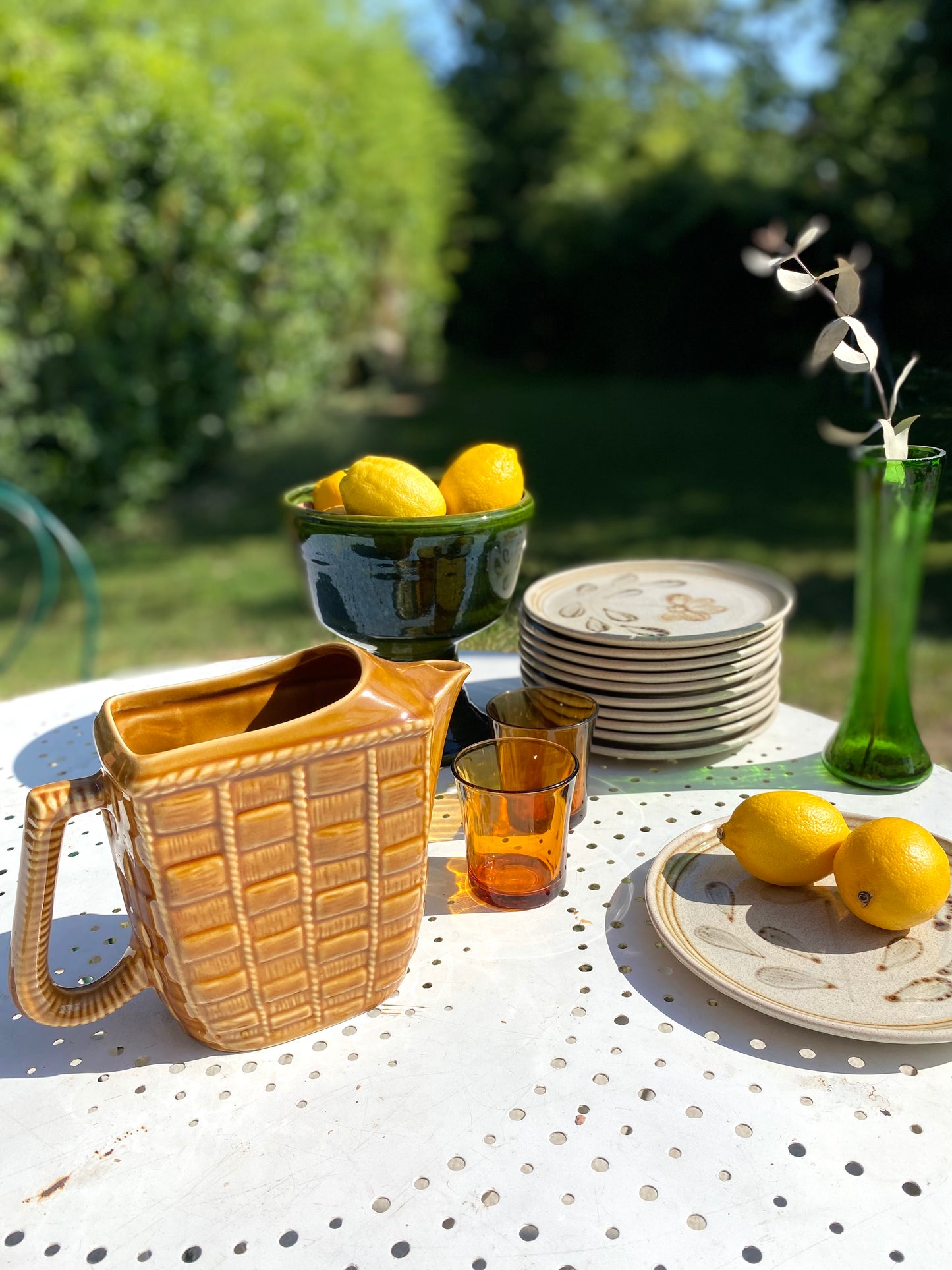 Broc à eau en céramique vernissée