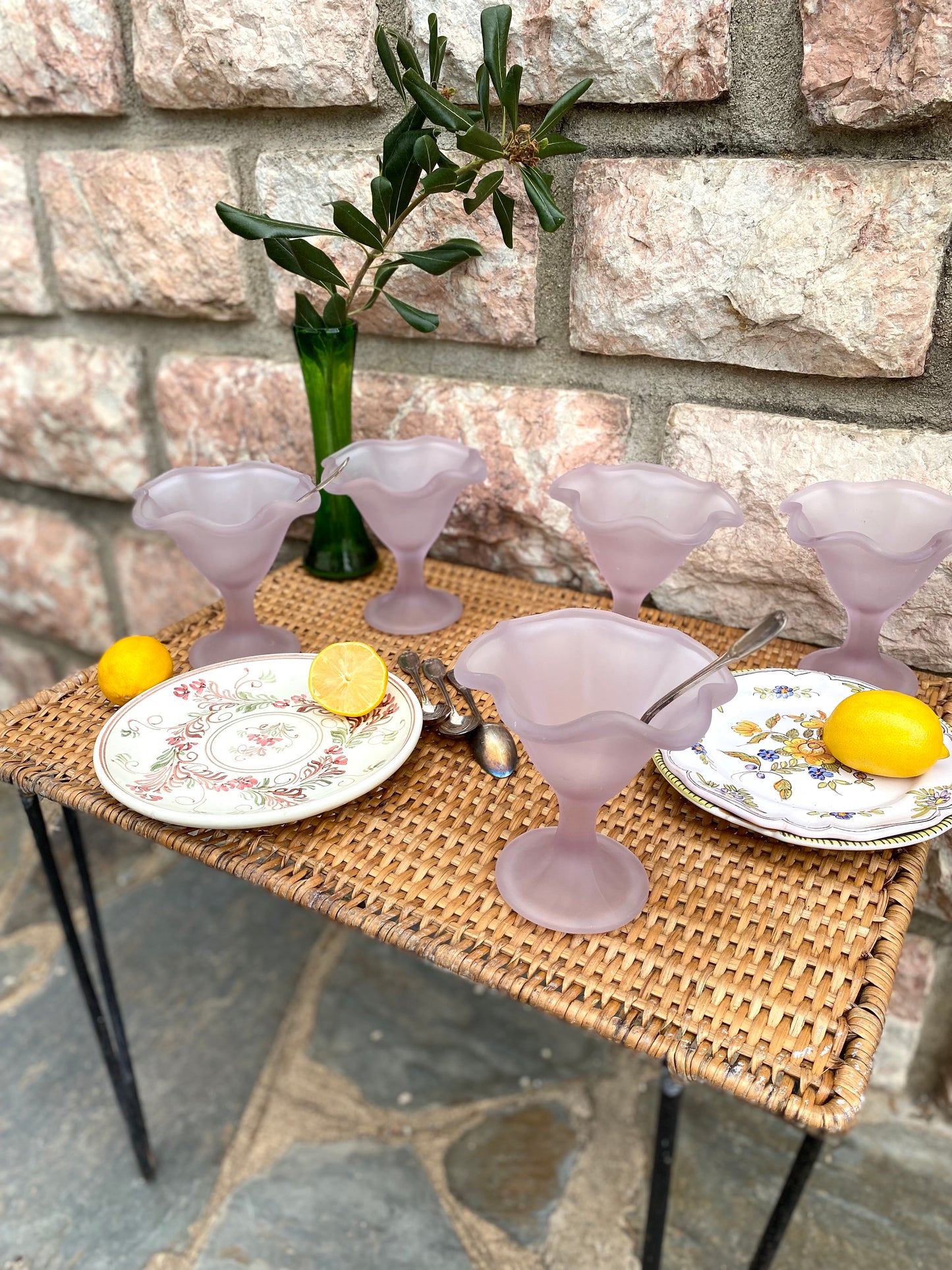 Coupes à glace en verre rose