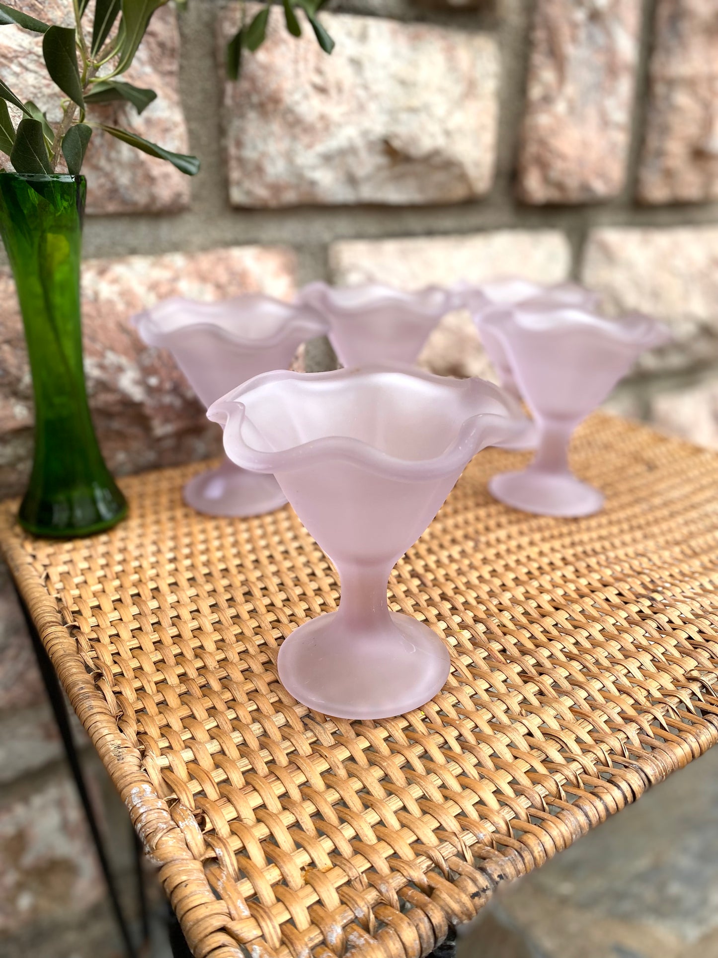 Coupes à glace en verre rose