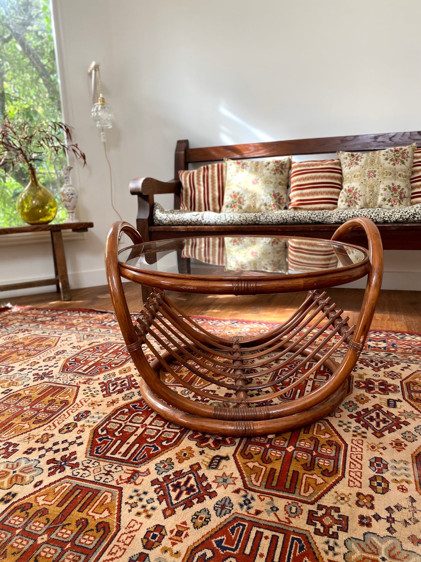 Table basse ronde vintage en bambou